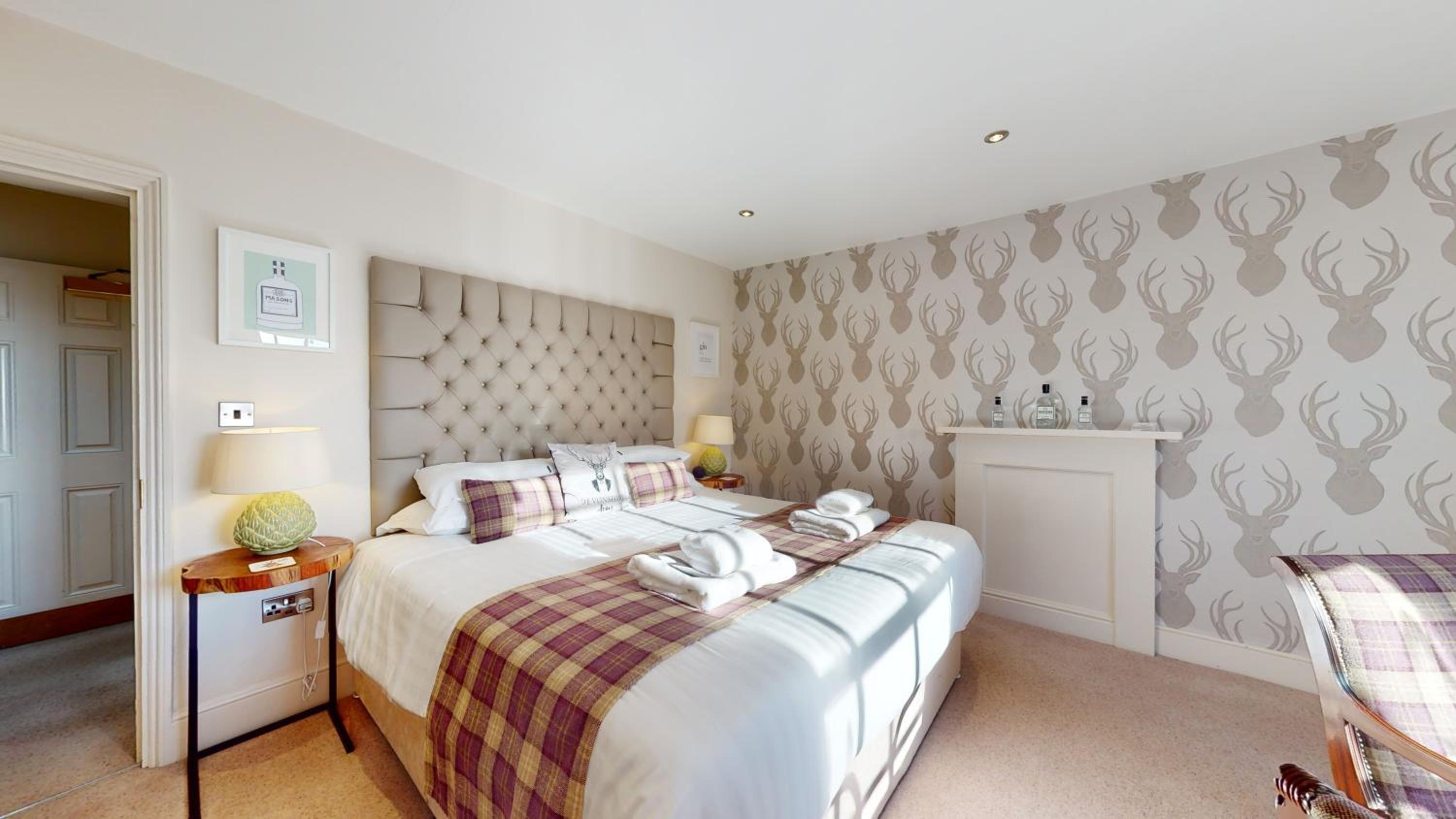 Superior King Room photo 2