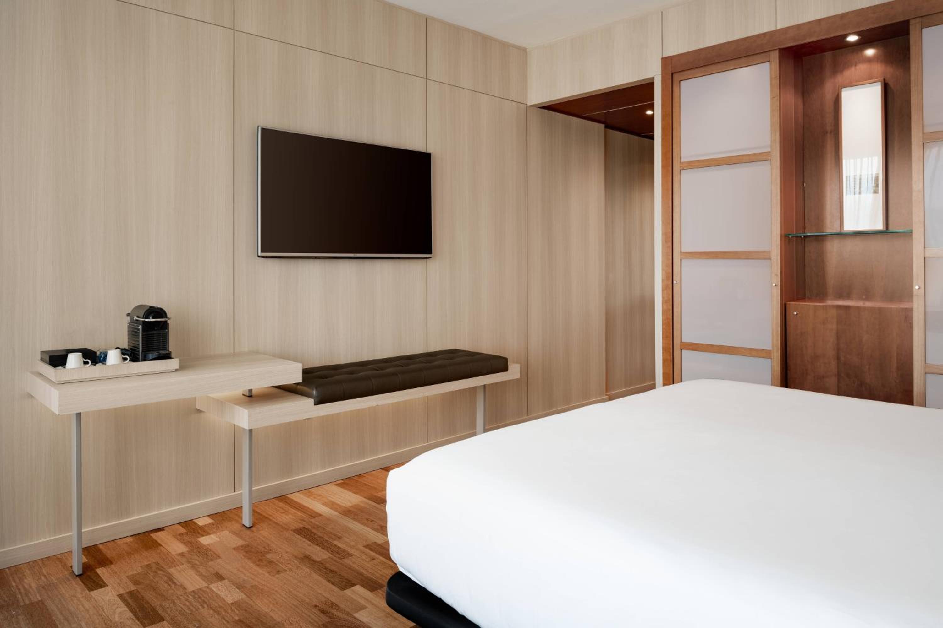 Standard room, Guest room, 1 King