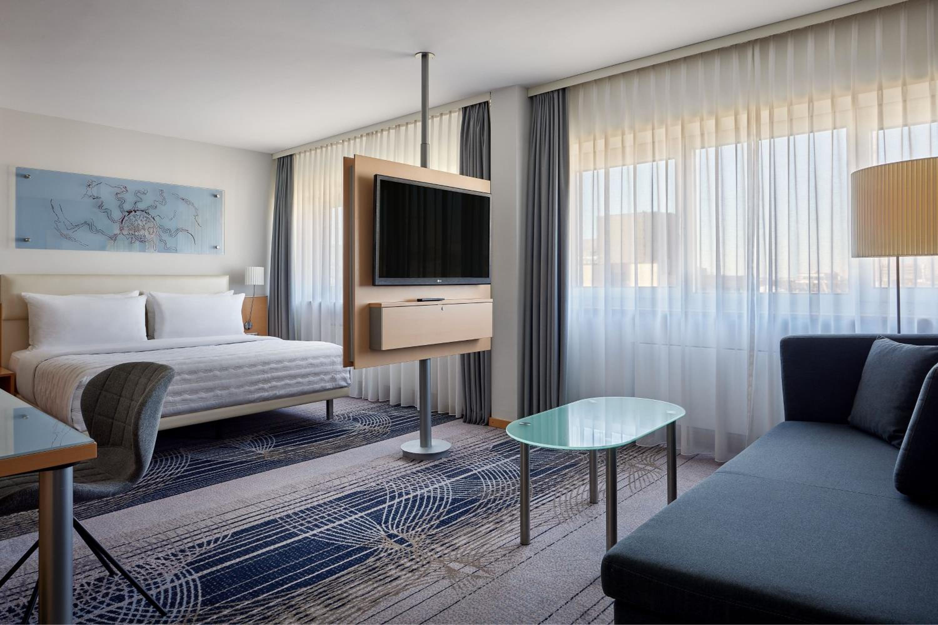 Deluxe King Room