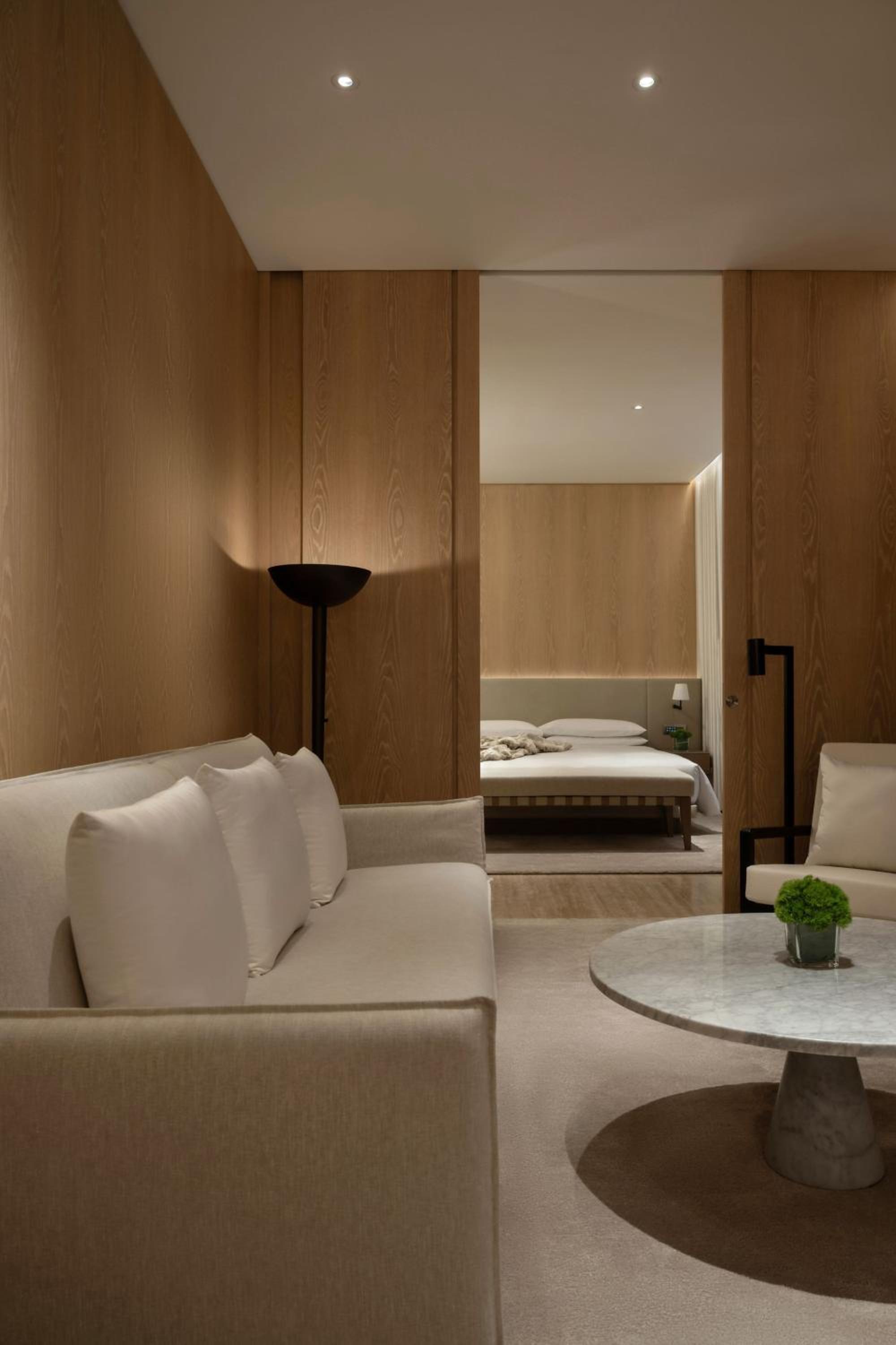 One-Bedroom Superior King Suite With Balcony