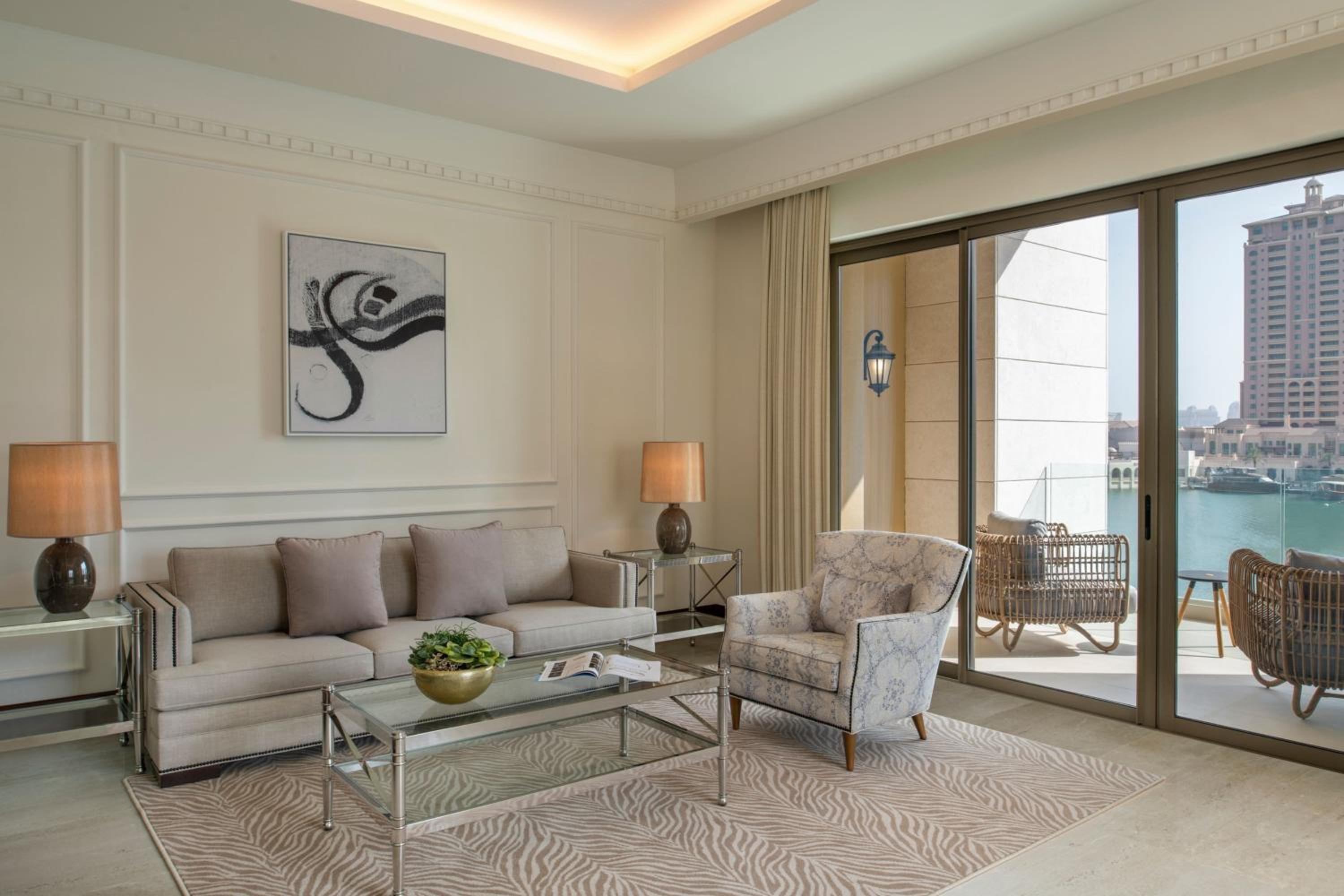 Two Bedroom Suite, Sea View, Bedroom 1: 1 King, Bedroom 2: 2 Twins - Photo 1