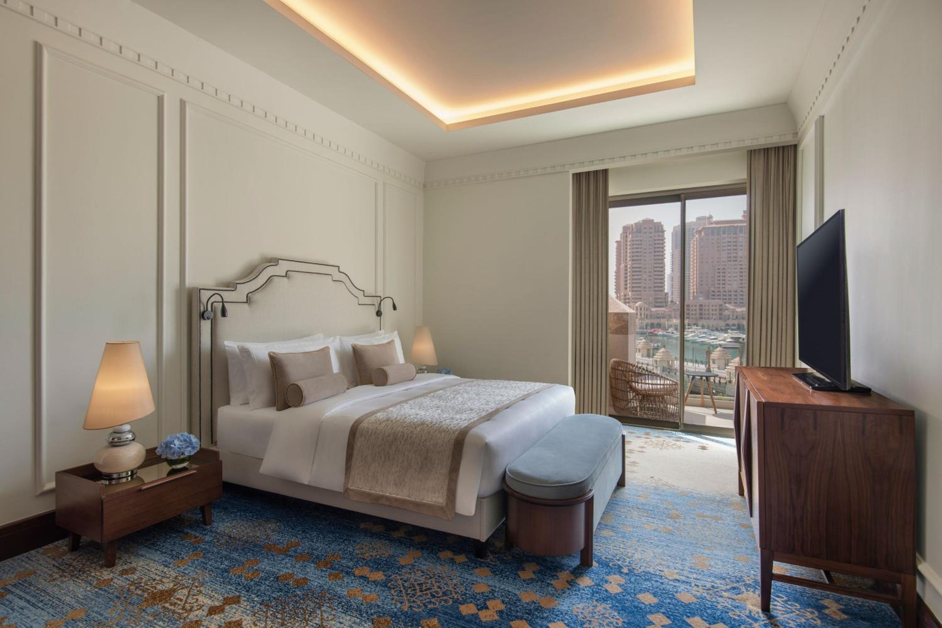 Two Bedroom Suite, Sea View, Bedroom 1: 1 King, Bedroom 2: 2 Twins - Photo 8