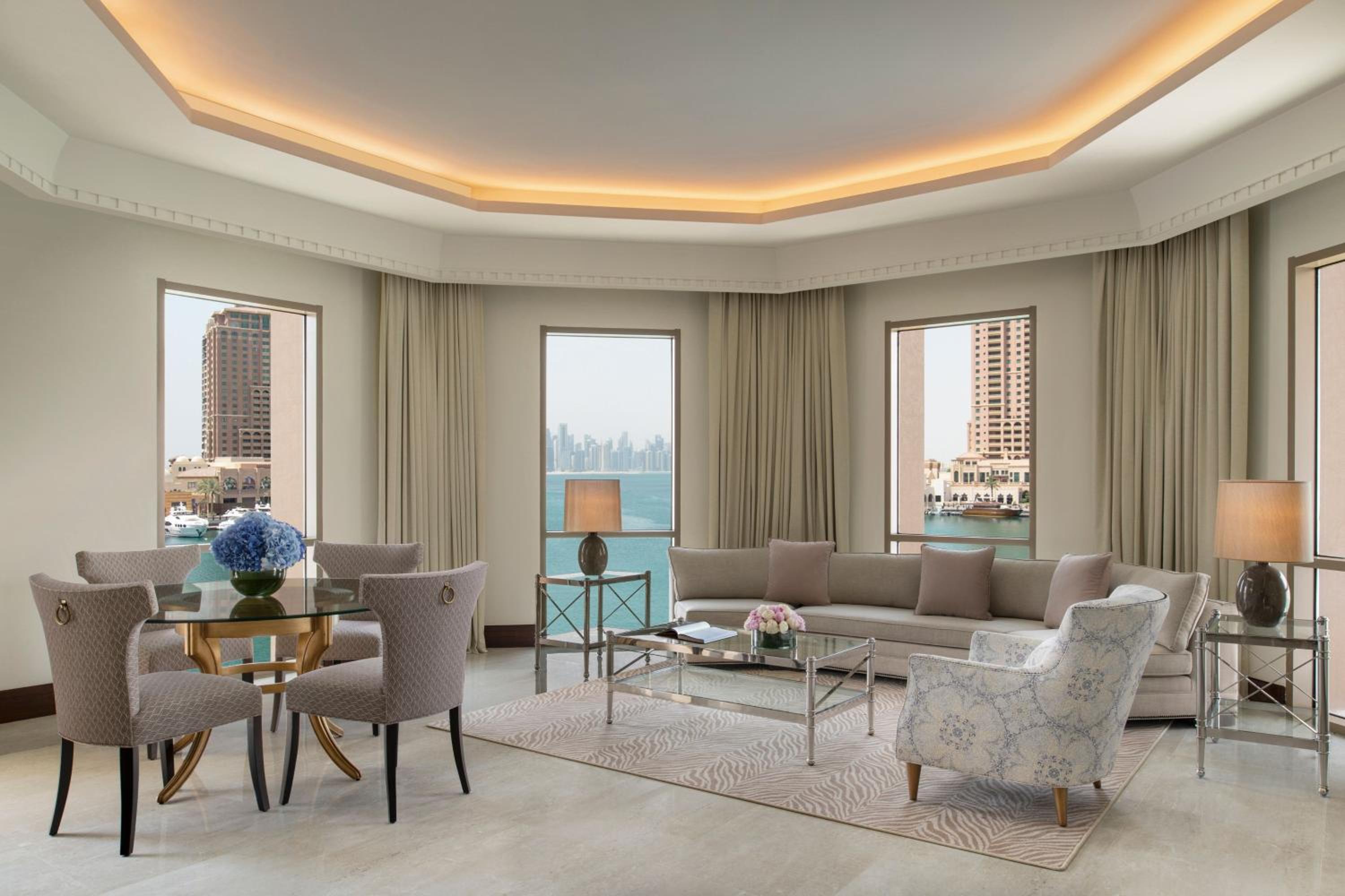 Two-Bedroom Panoramic Suite with Sea View and Balcony - Photo 9
