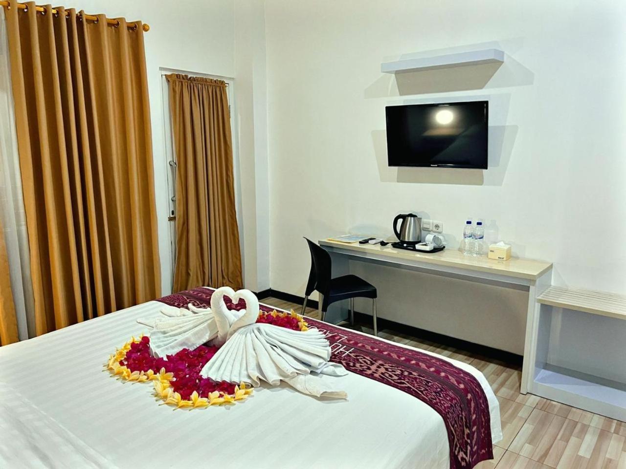 Superior Deluxe Double or Twin Room  - Photo 9