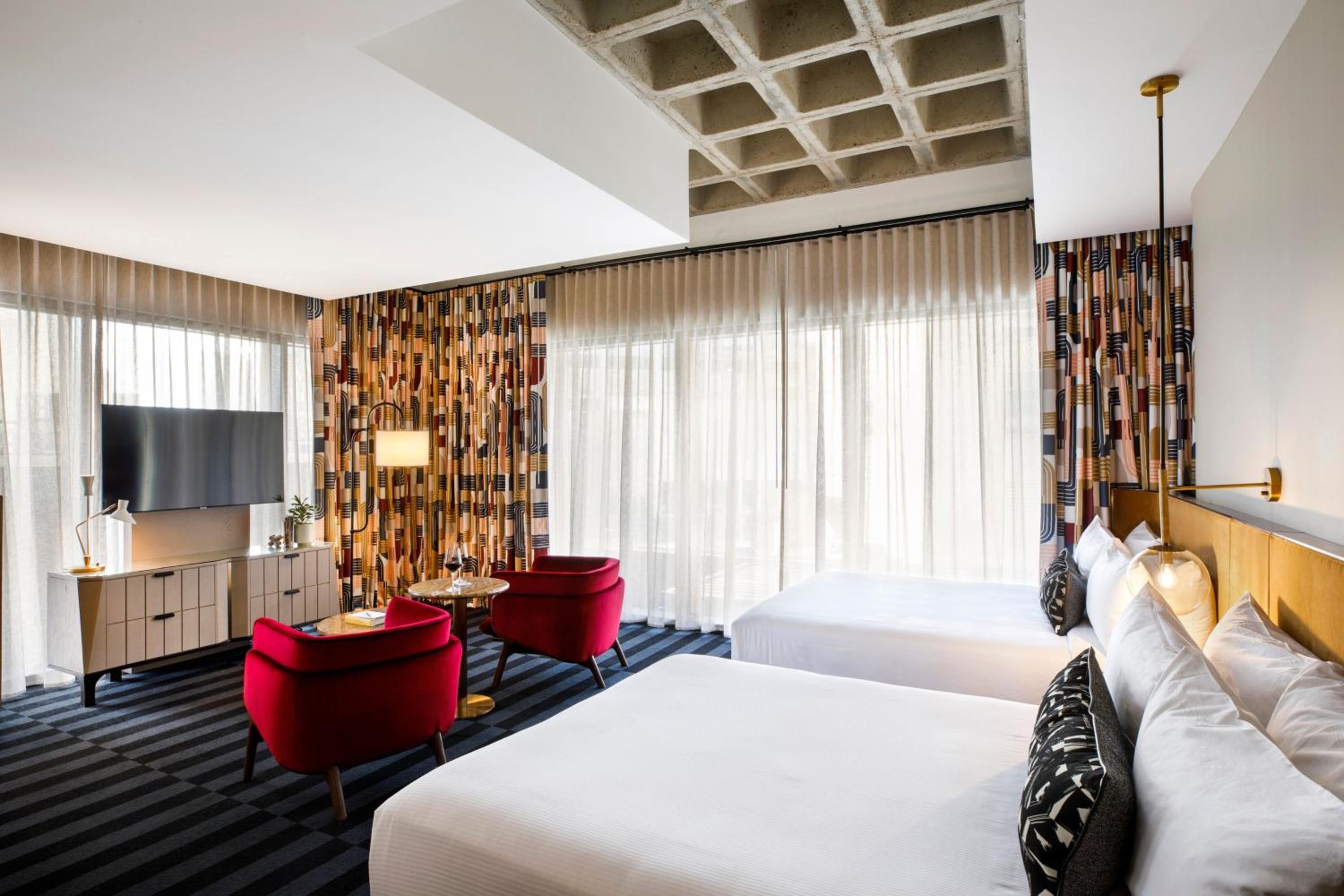 Queen Room with Two Queen Beds and City View photo 1