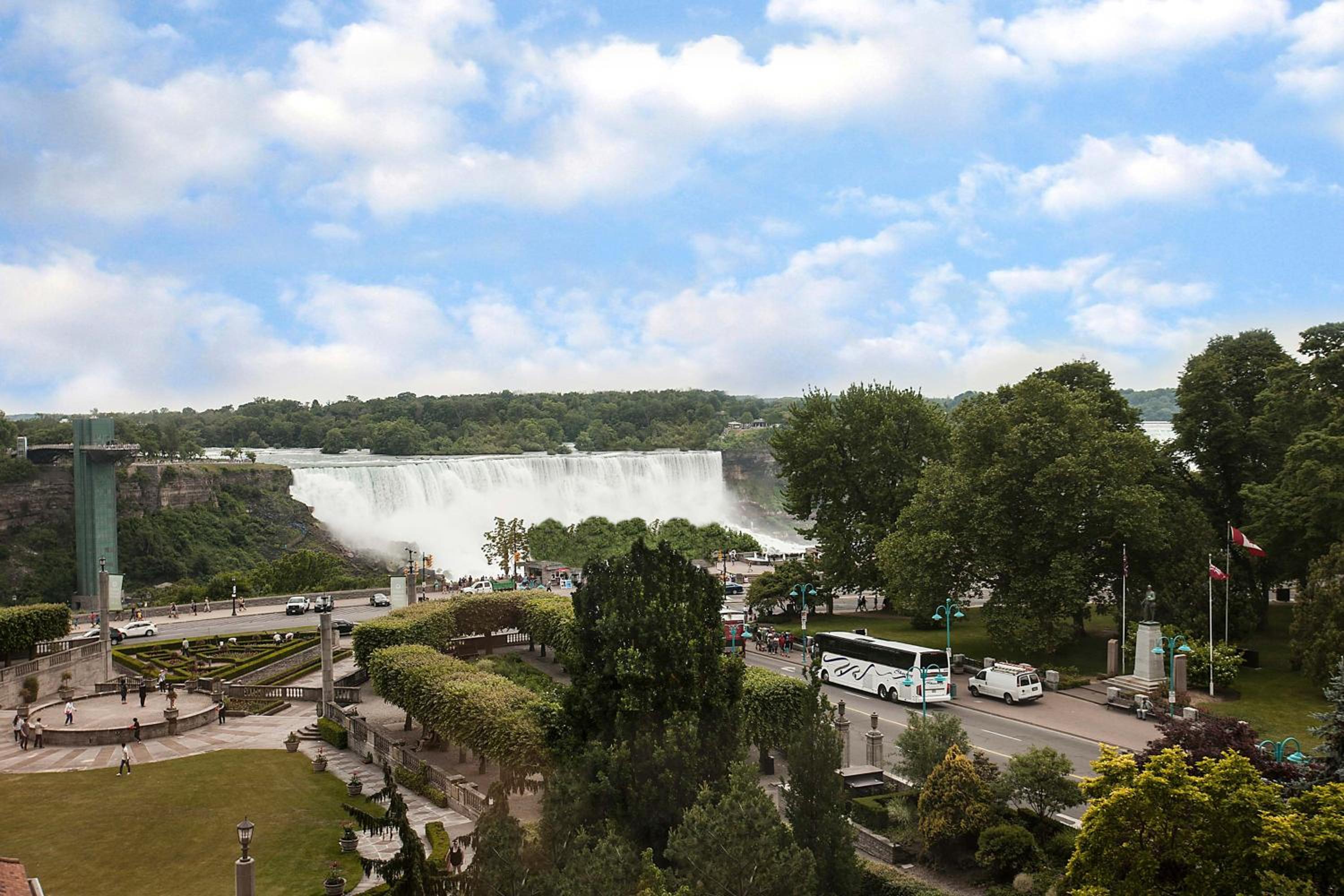 American Fallsview, Guest room, 2 Queen
