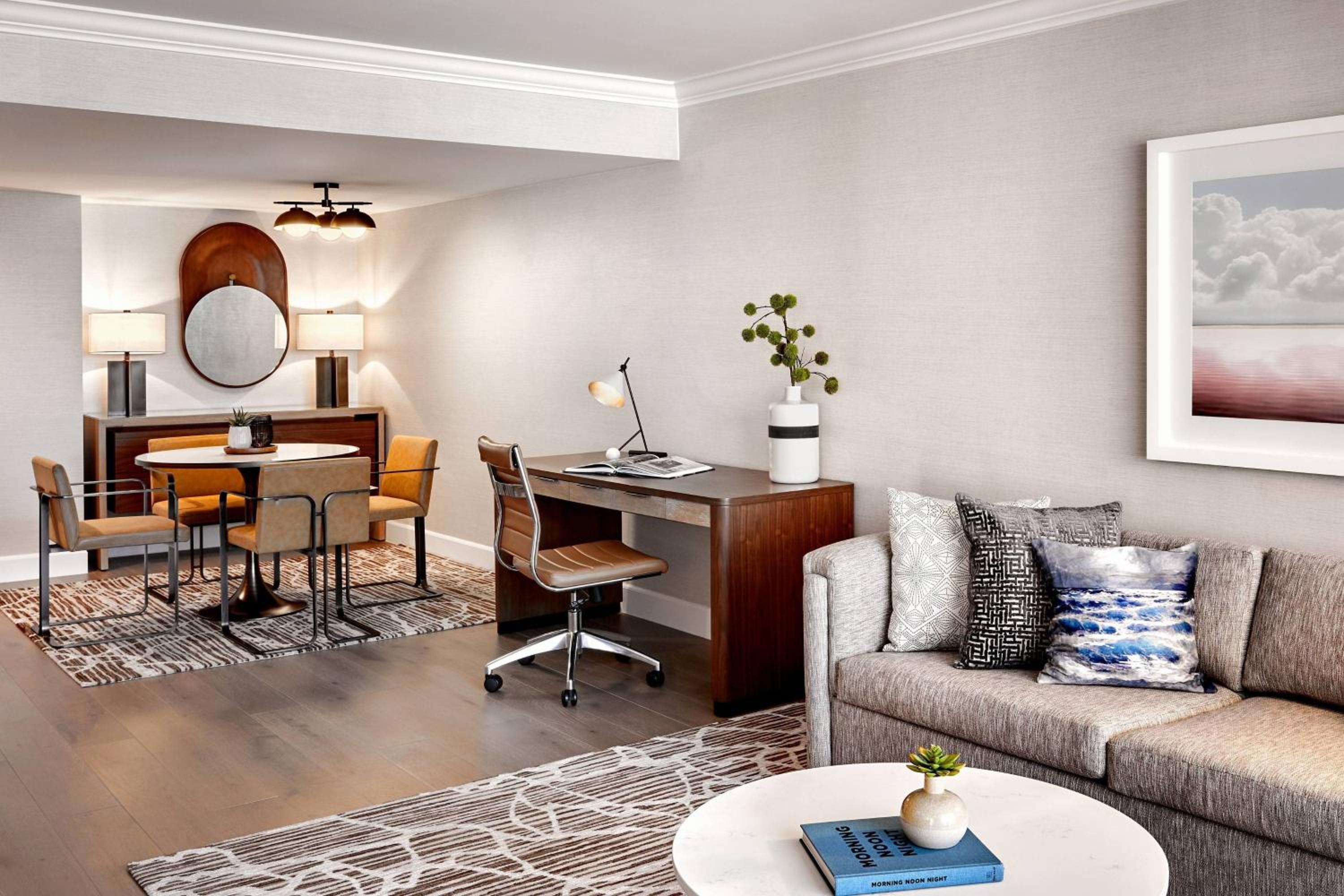 One-Bedroom Suite with Sofa Bed and Balcony - Photo 1