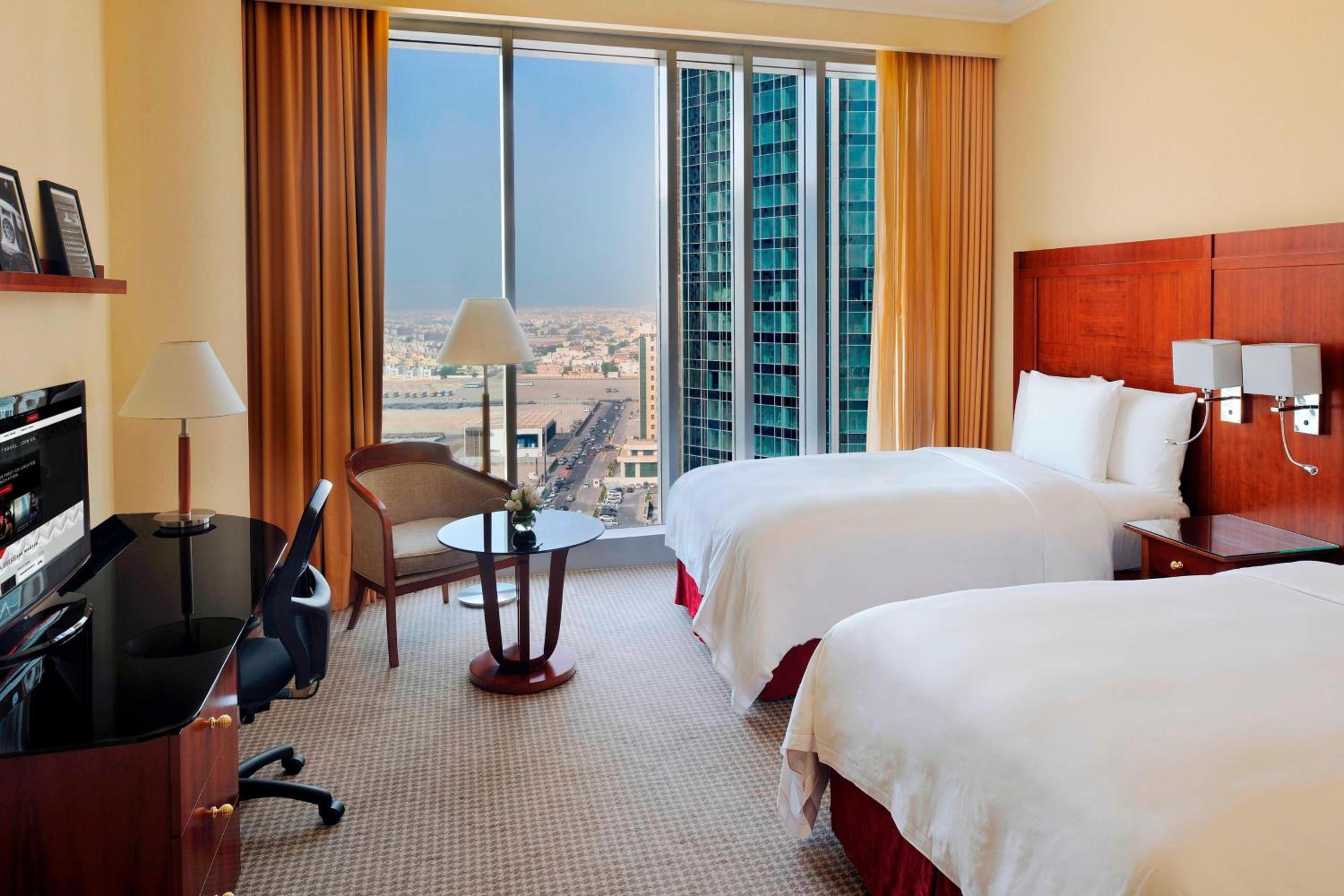 Deluxe Twin Room with Beach Access