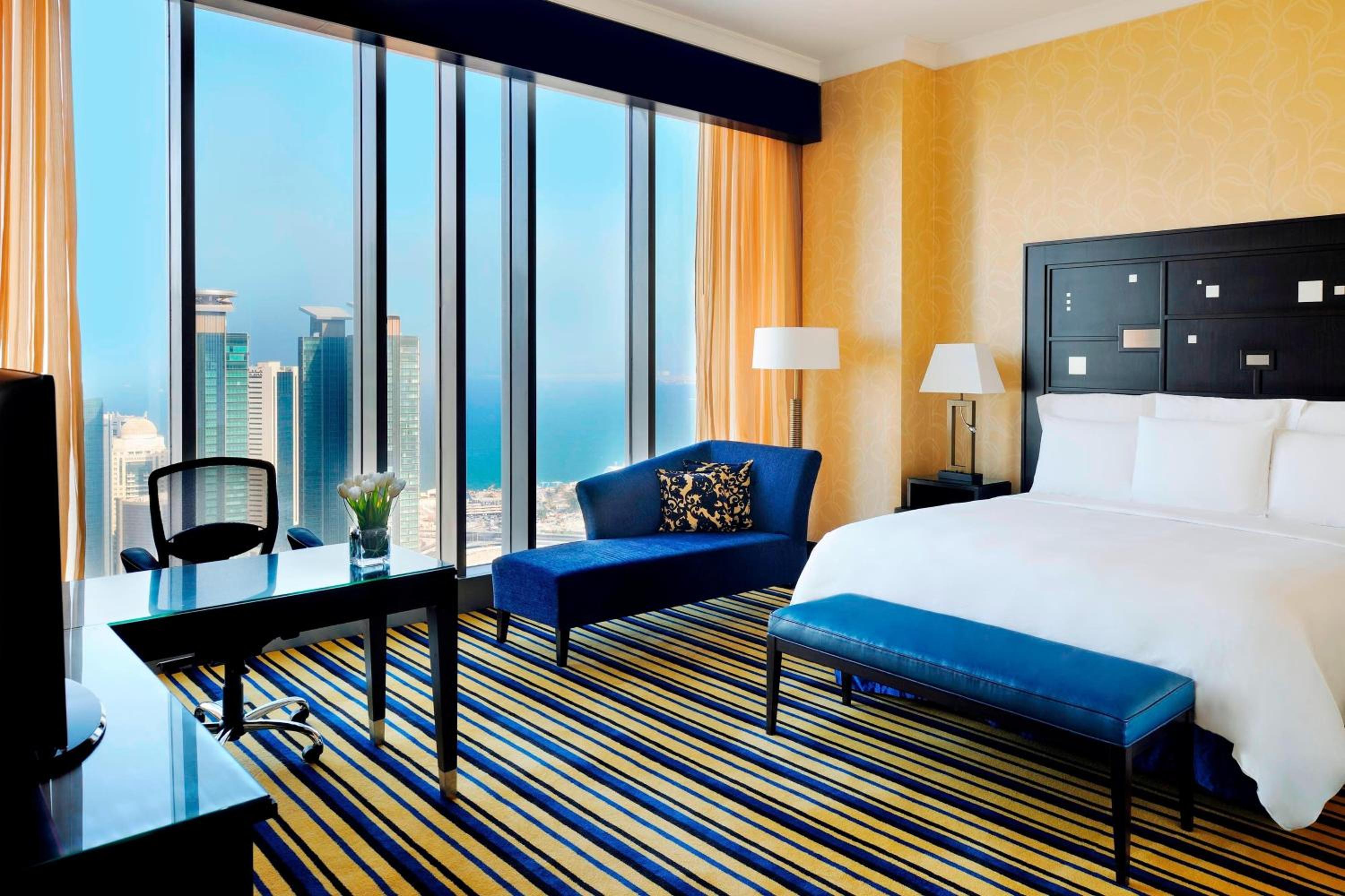 Superior King Room with Beach Access