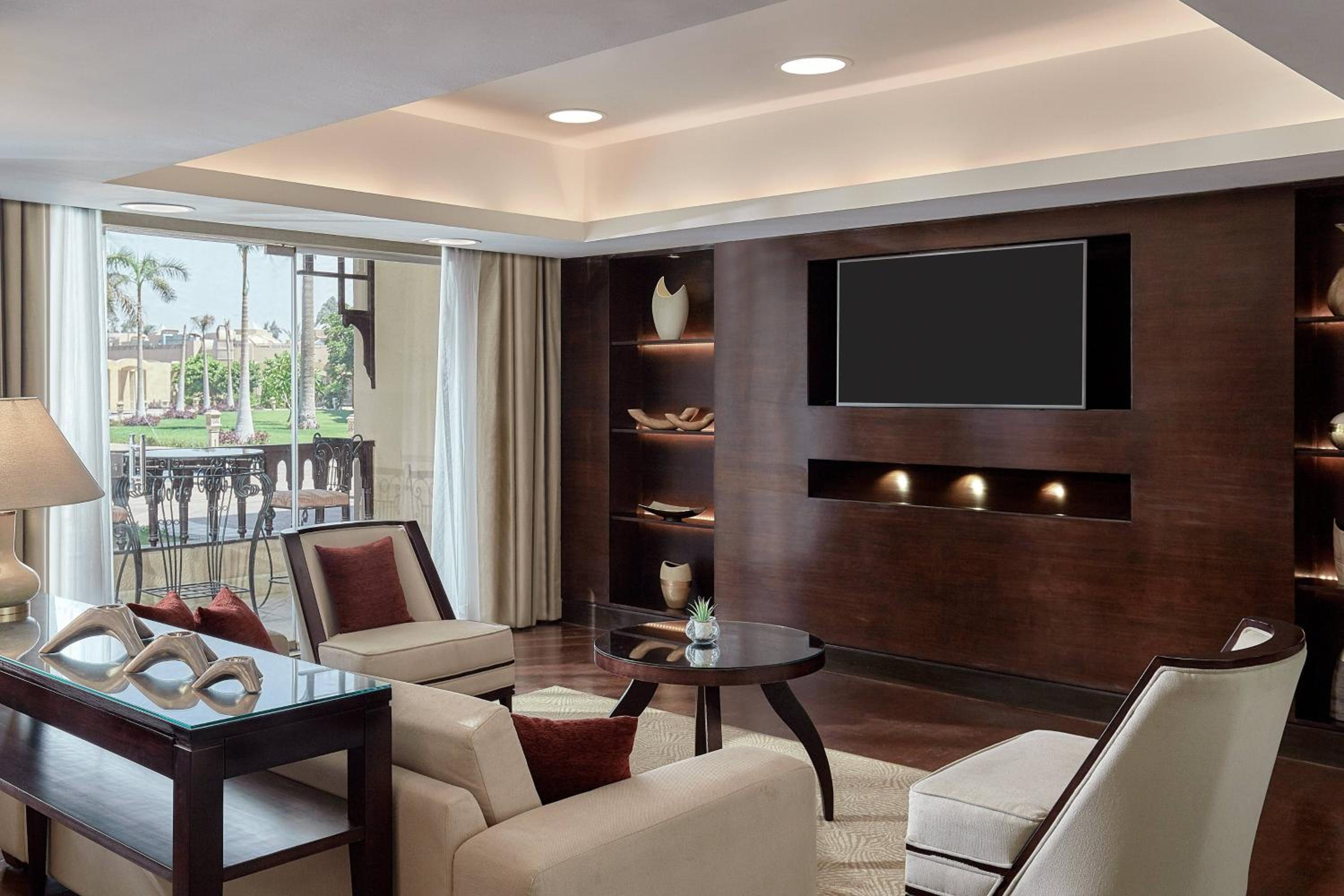 Executive Garden View Room, Executive lounge access, Guest room, 1 King