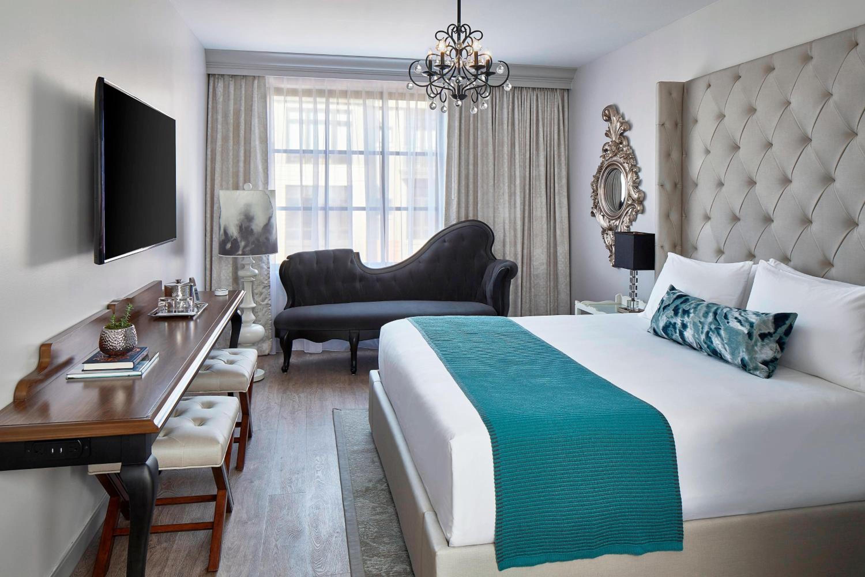 King Room with City View