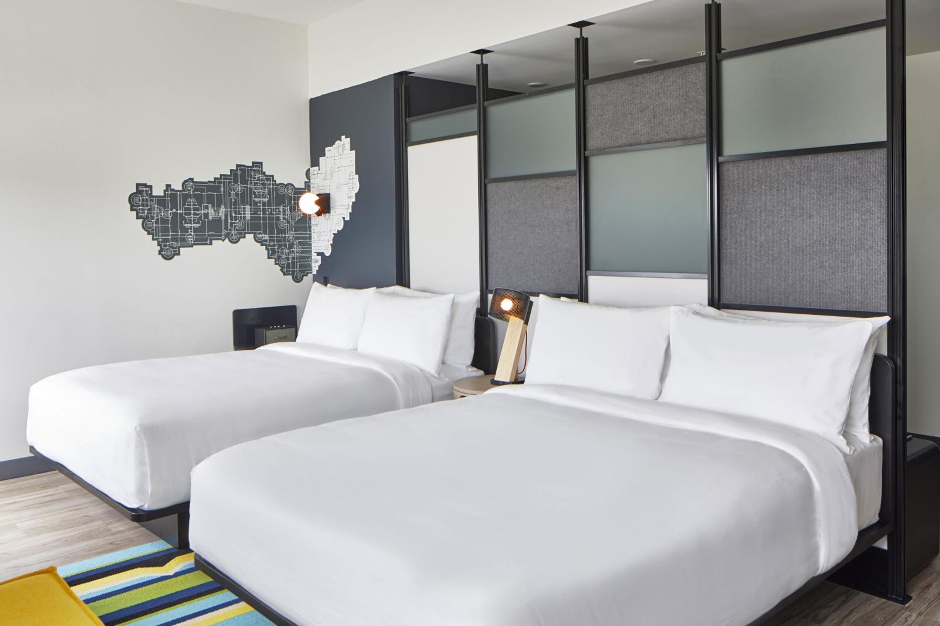 Double Queen Room - Photo 6