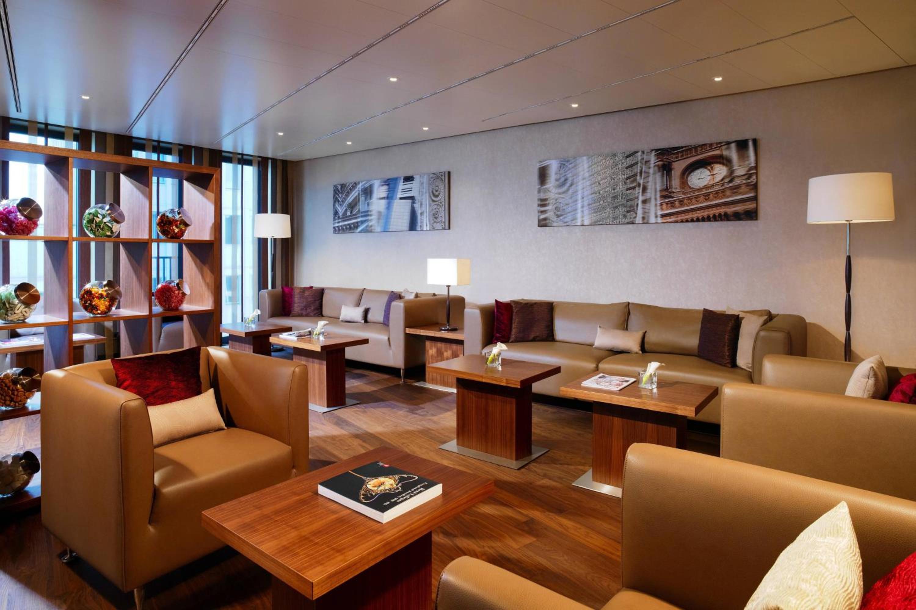 Executive Room with Lounge Access, 2 Doubles thumbnail 5