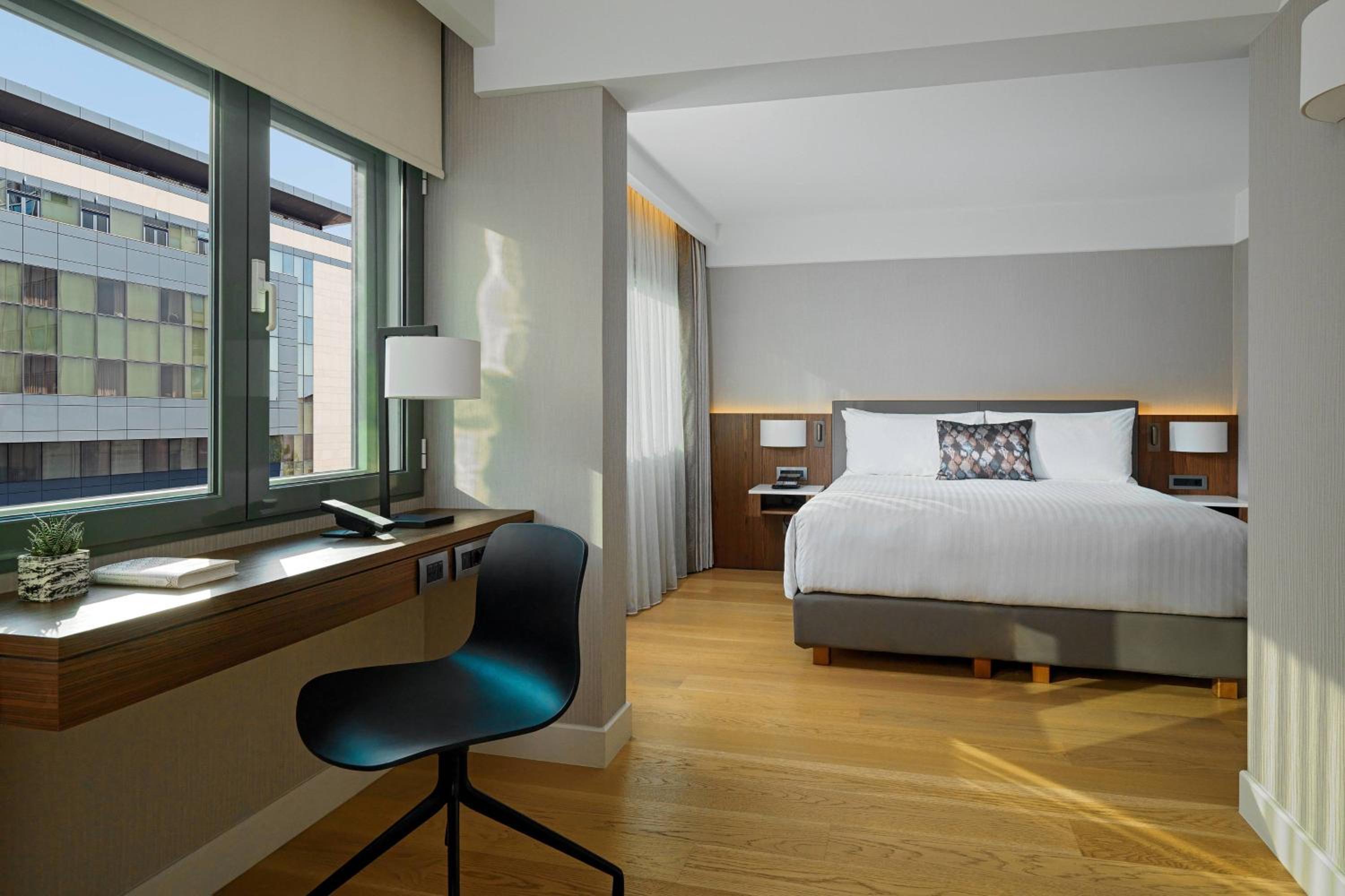 Superior Guest Room with King Bed and Courtyard View