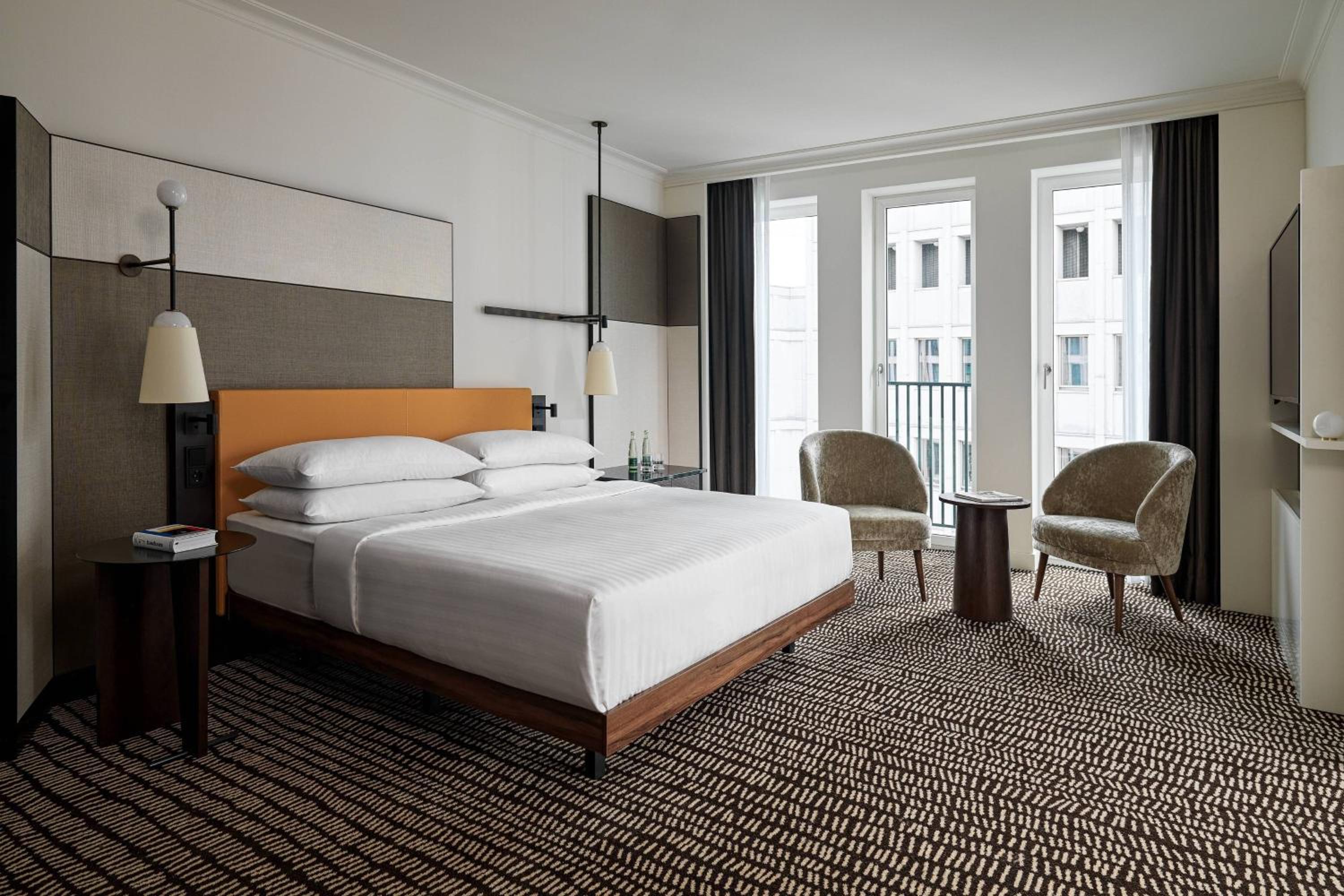 Executive Suite with Lounge Access, 1 King