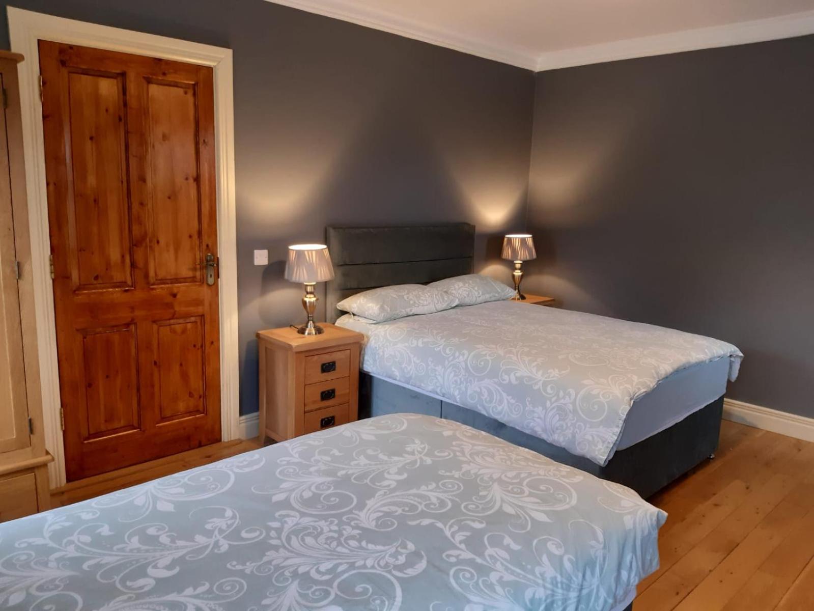 Classic Triple Room - Photo 2