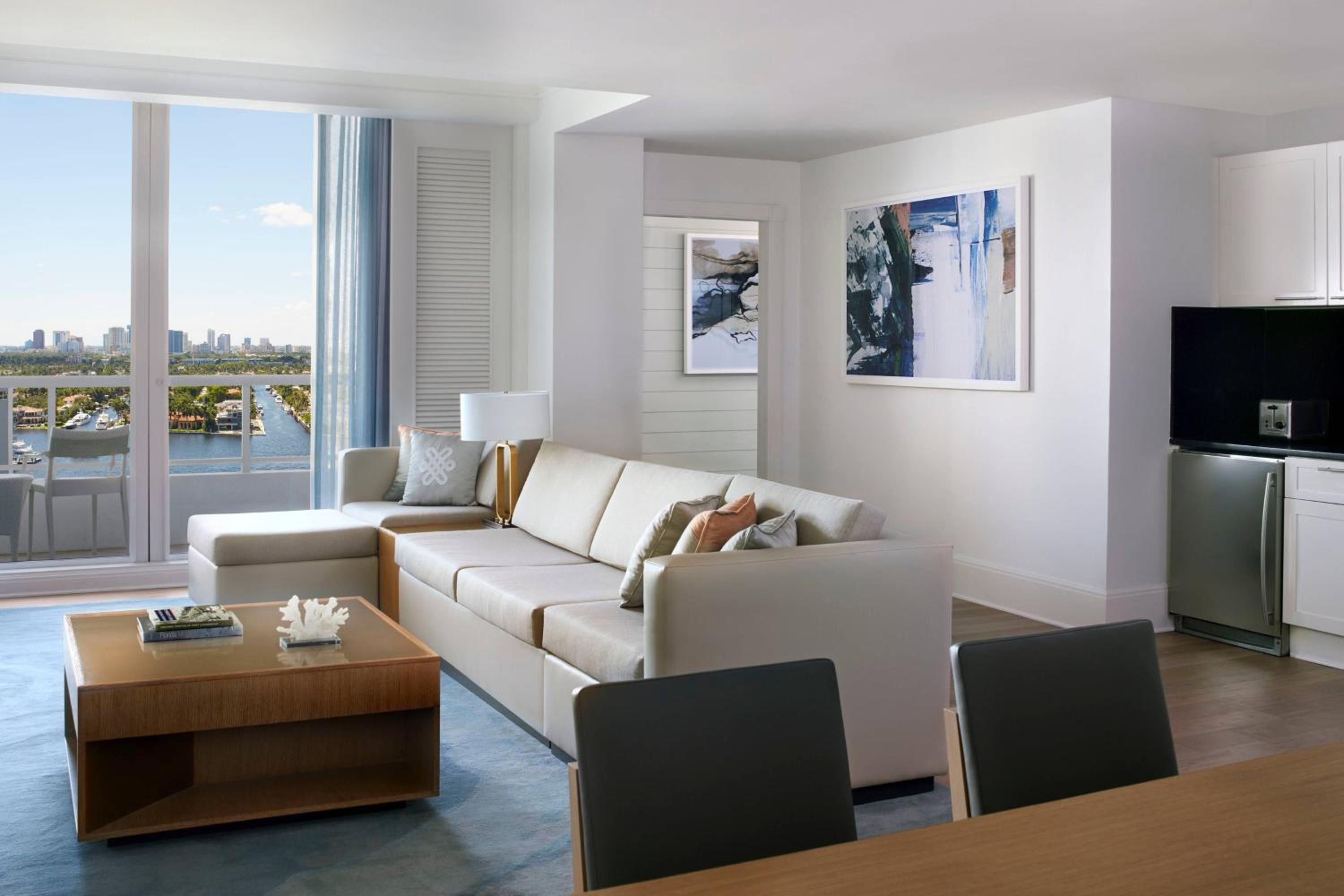 Superior Two-Bedroom Residential Suite with Balcony and Intracoastal View - Photo 1