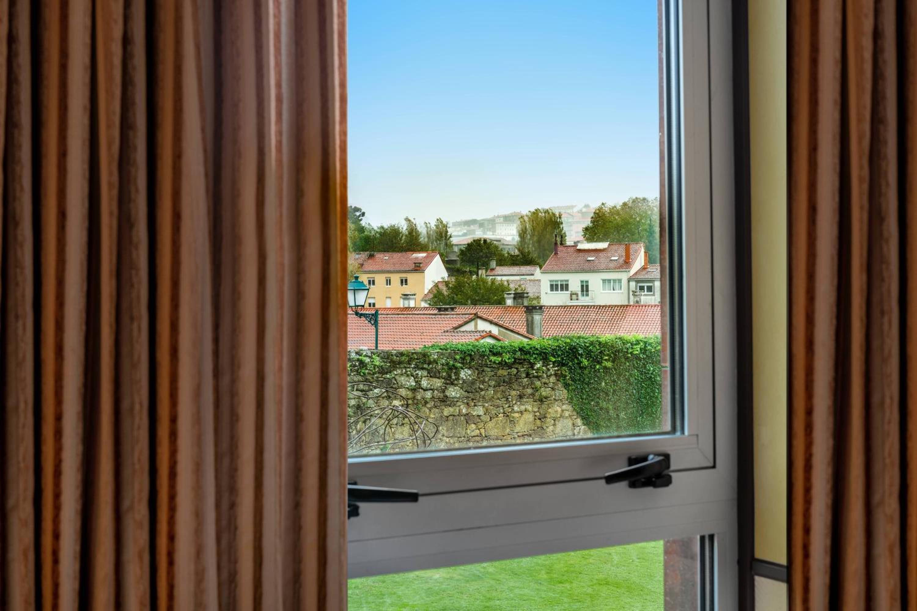 King Room with Garden View