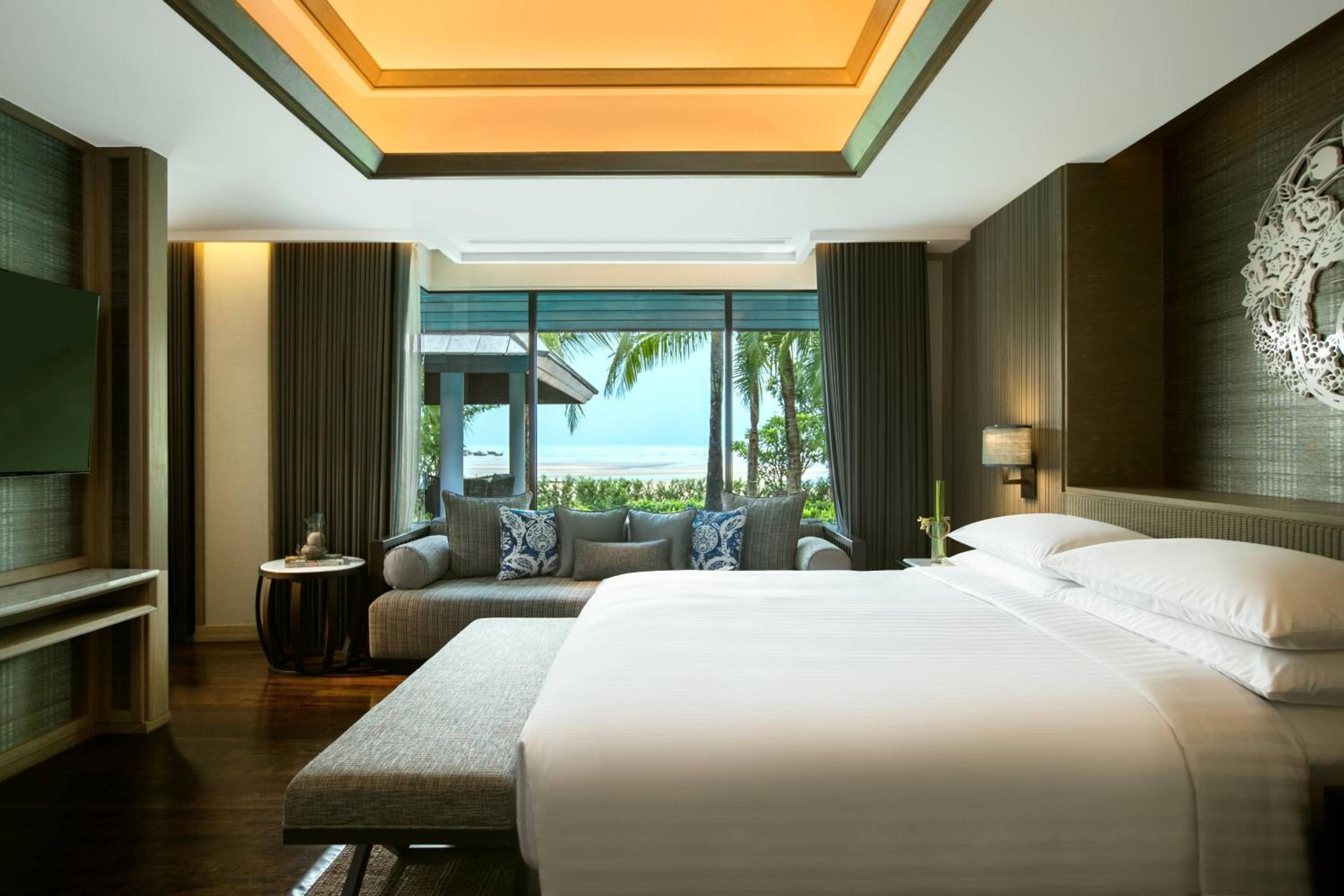 Beachfront, 2 Bedroom Villa, Ocean view, Private pool