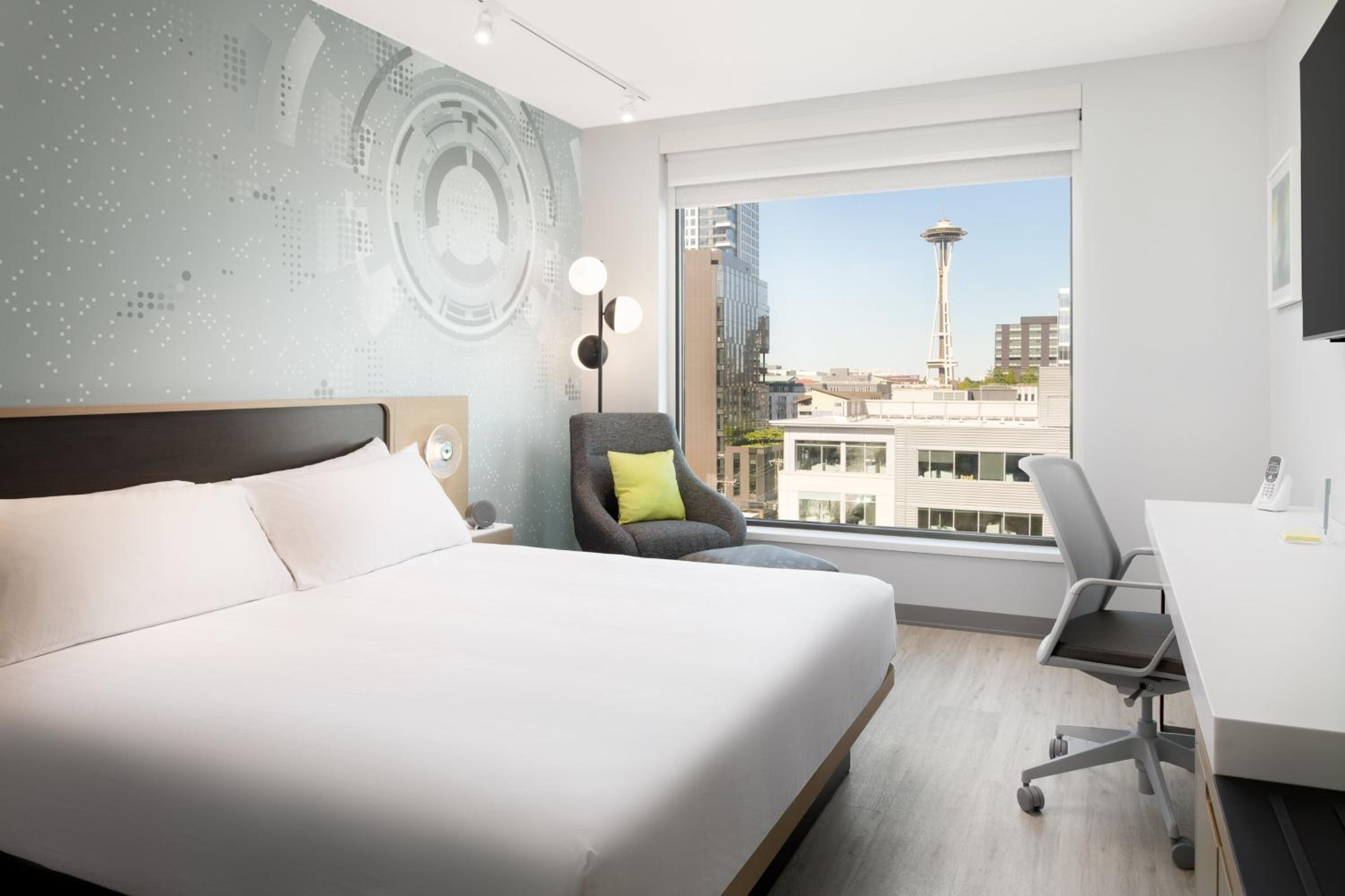 Space Needle View with 1 King Bed - Photo 1
