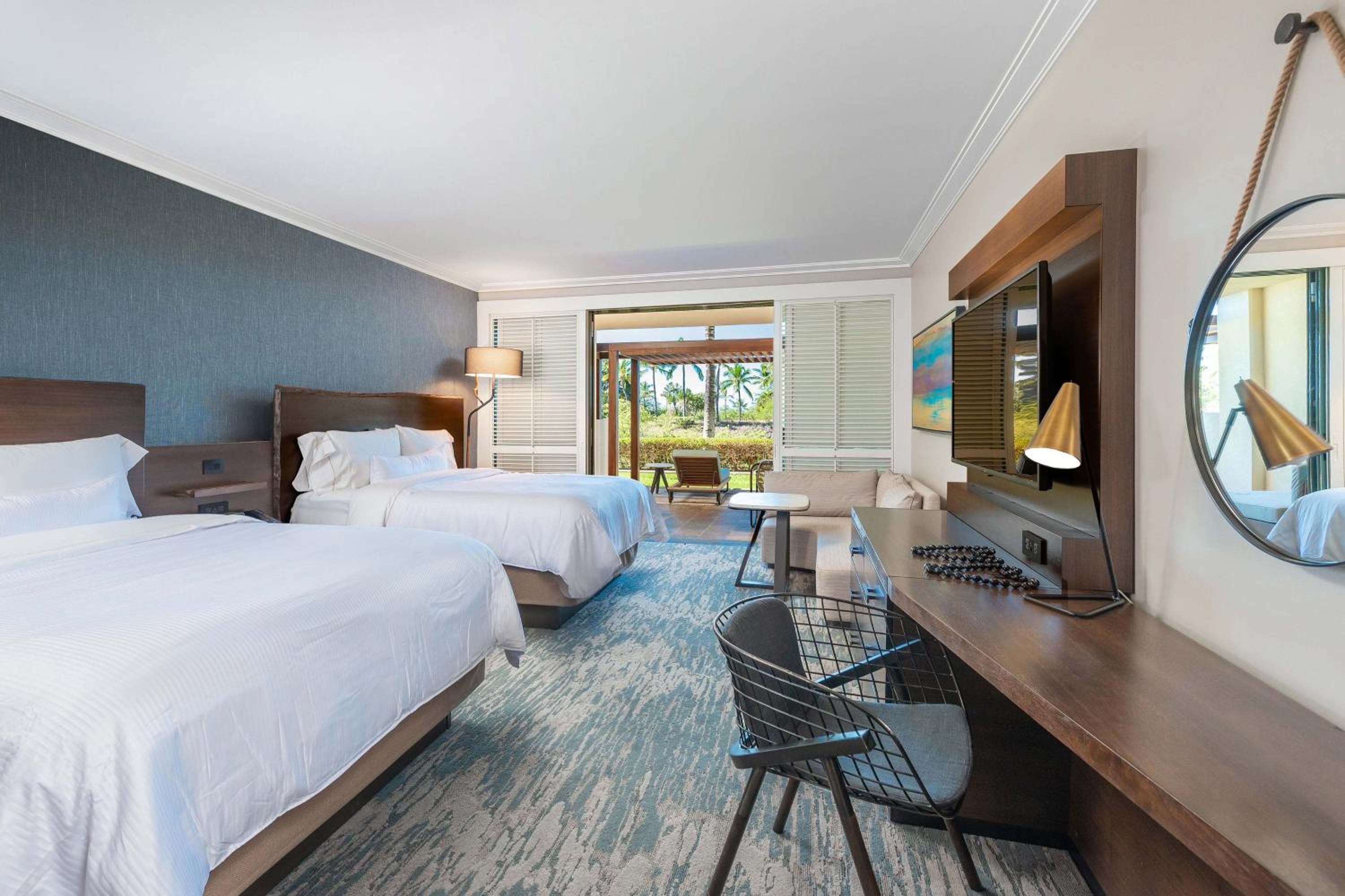 Lanai Room, Guest room, 2 Queen, Partial ocean view, Balcony