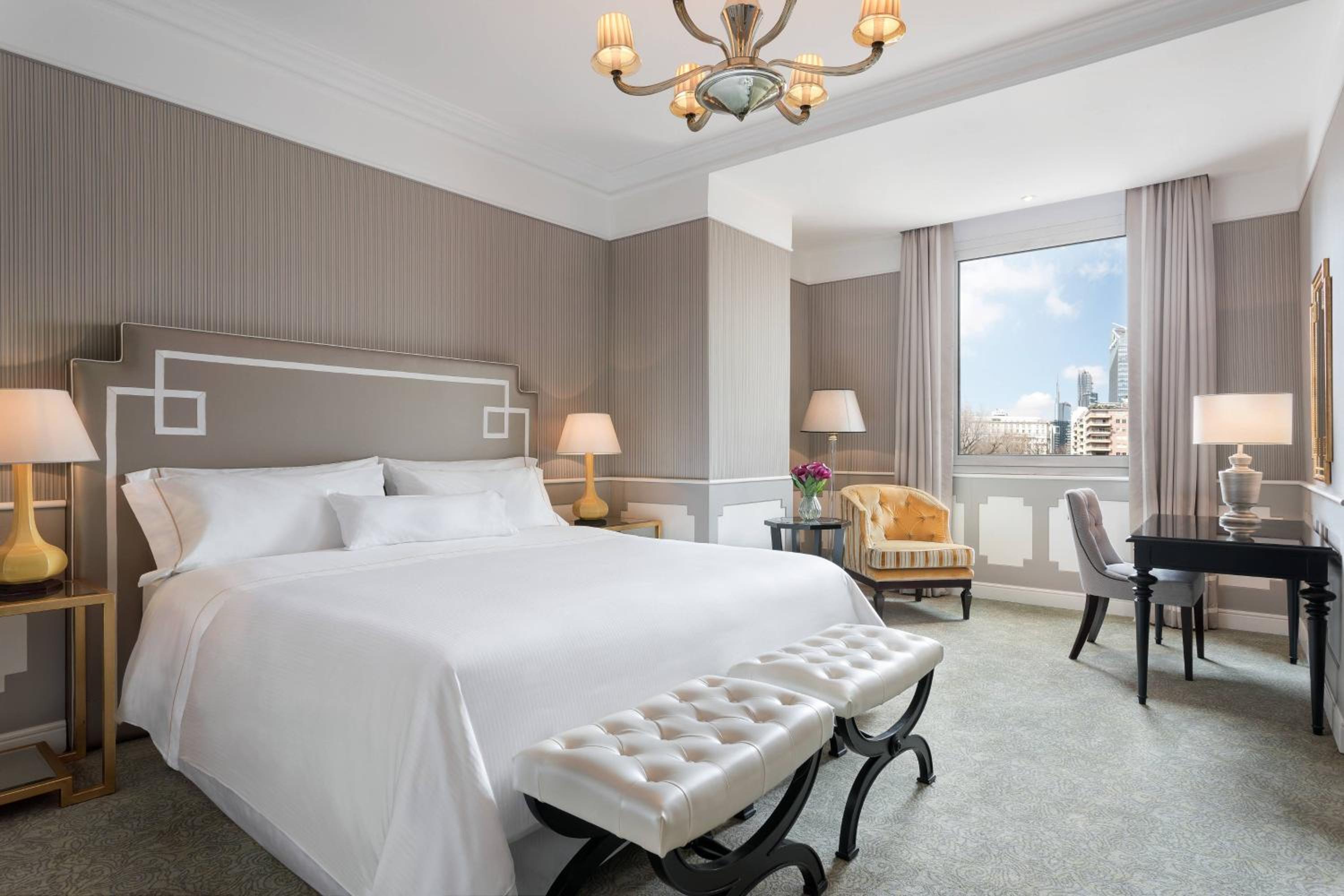 Contemporary Double Room