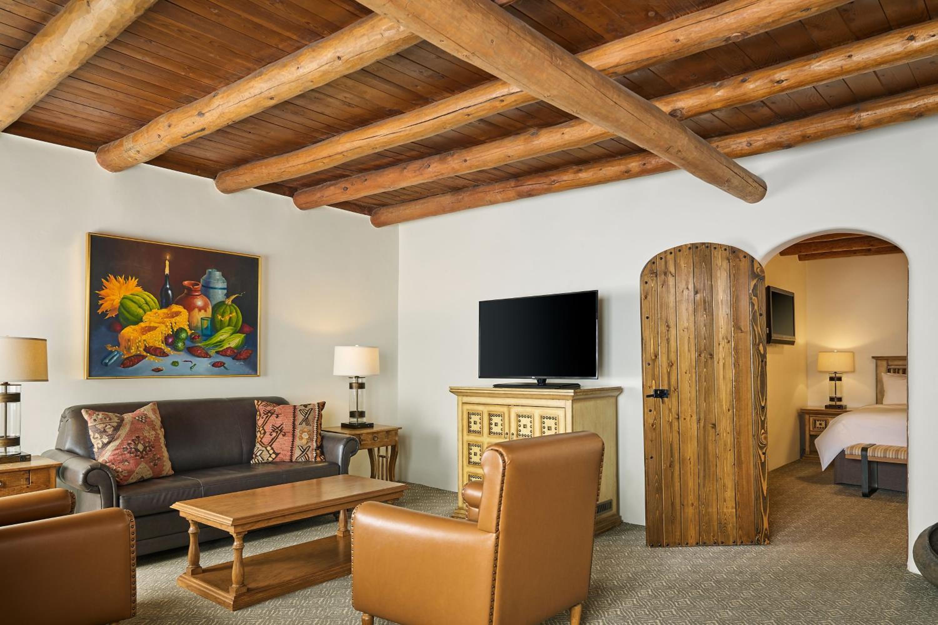 One-Bedroom King Suite - Photo 1