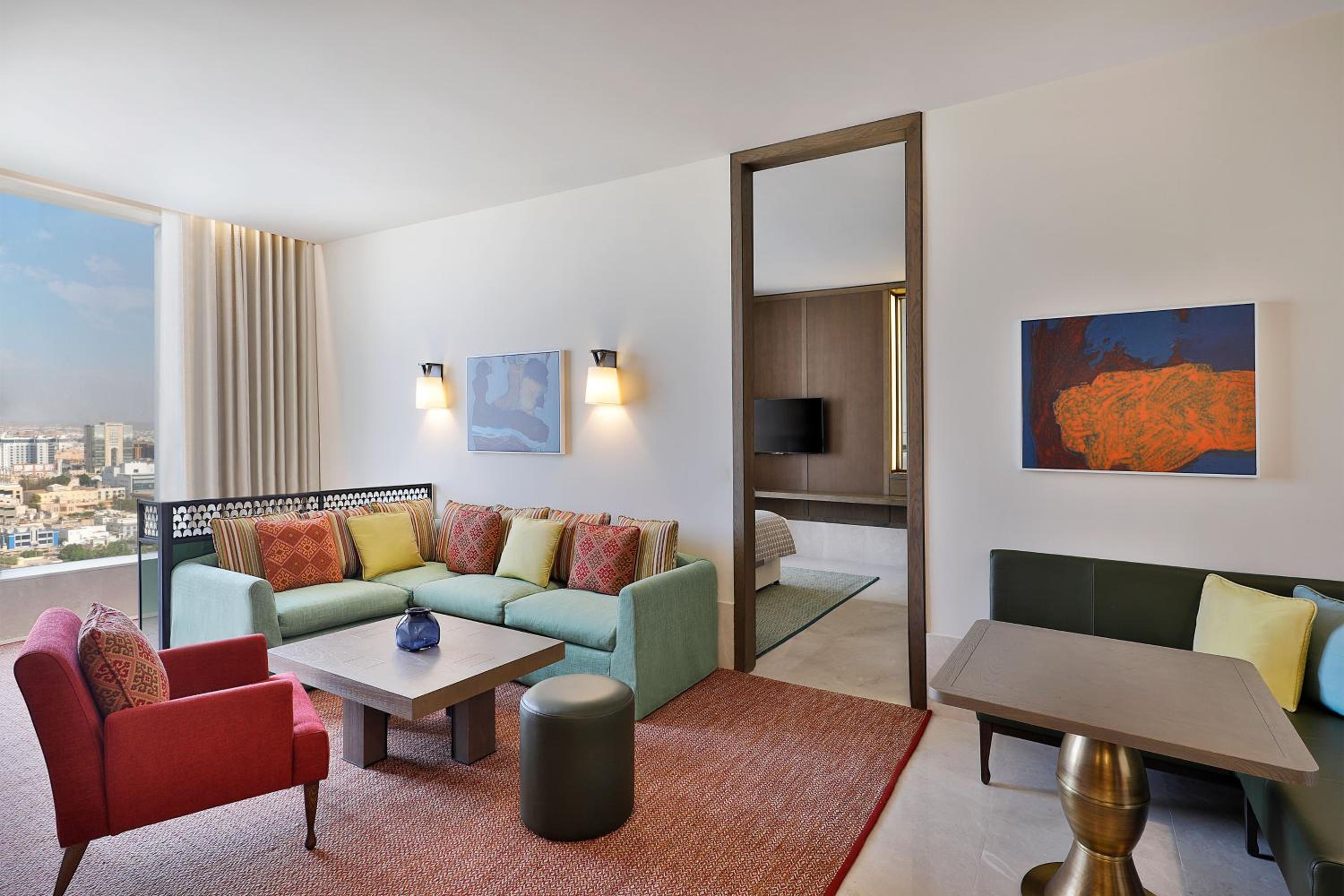 Junior Suite, 1 King, City view