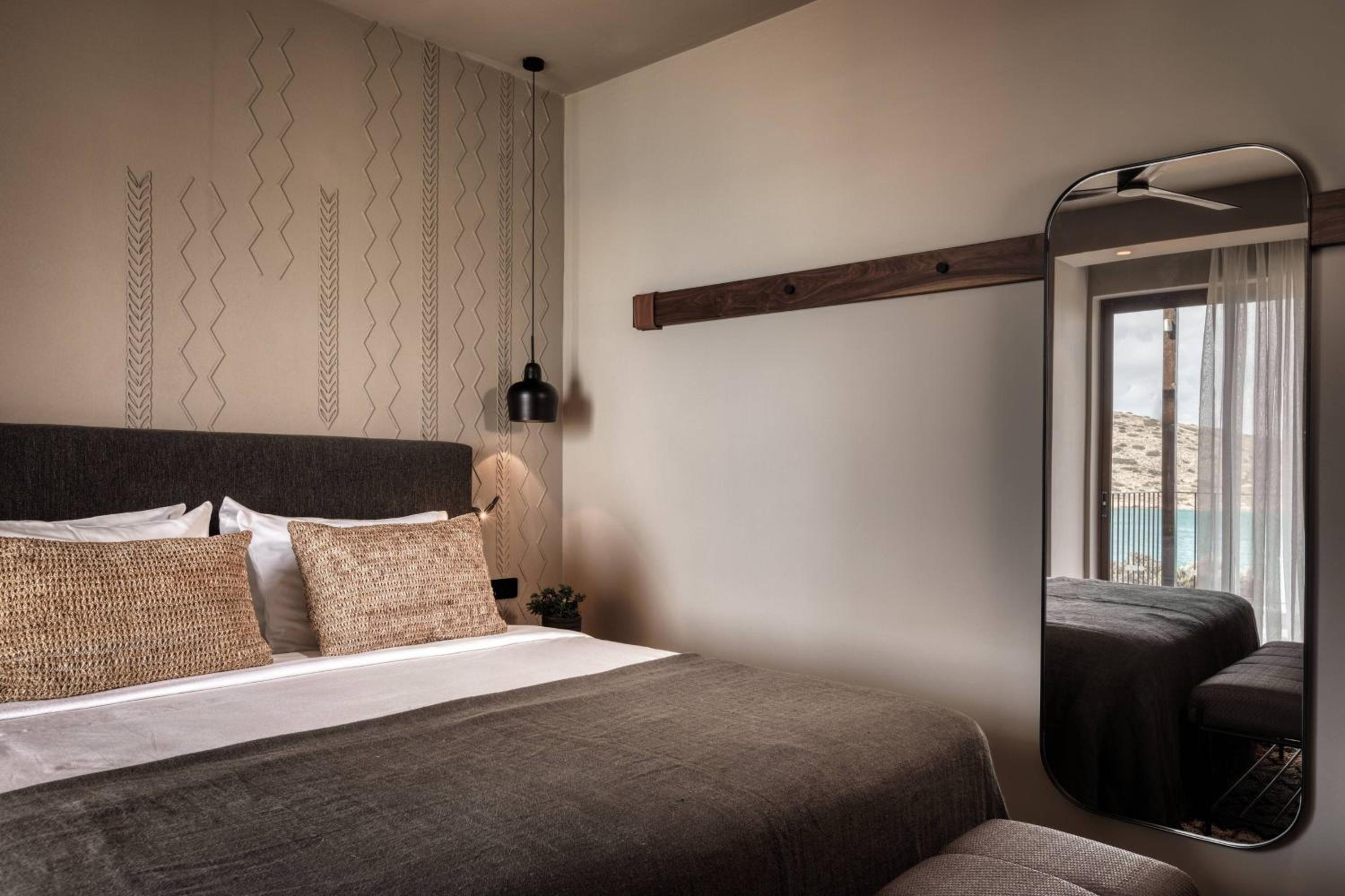 Premium One Bedroom Suite with Sea View with Private Pool
