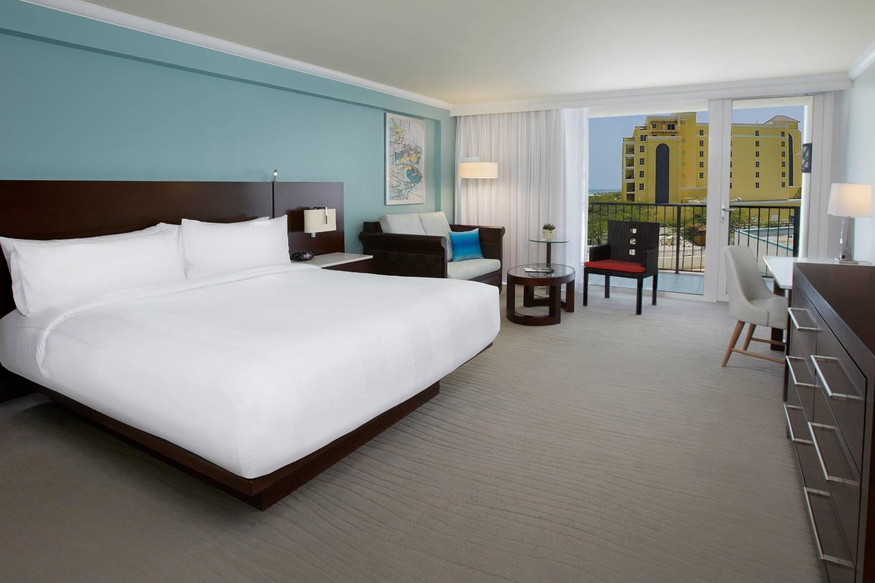 Limited View, King Bed - Photo 2