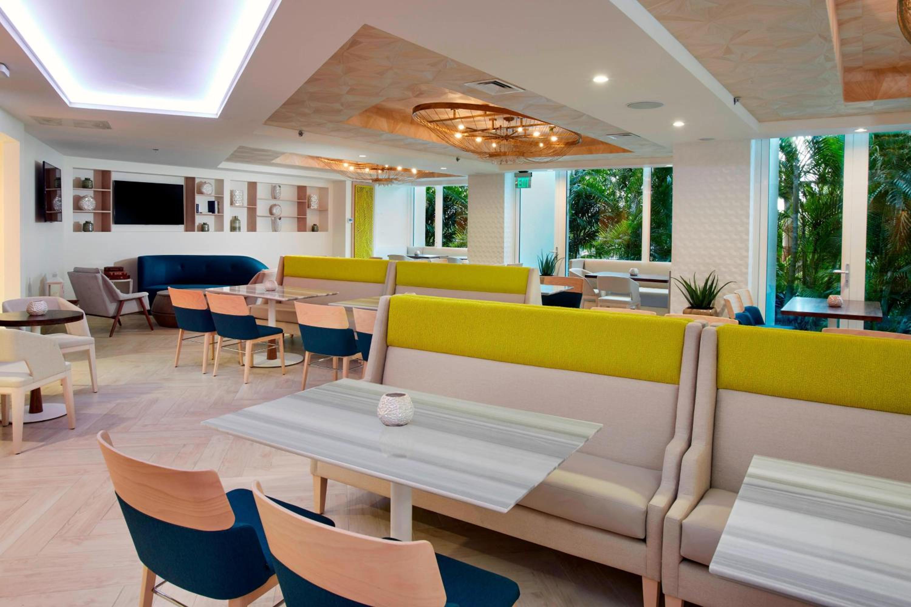 Guest Room - Club Lounge Access/Adults Only - Photo 3