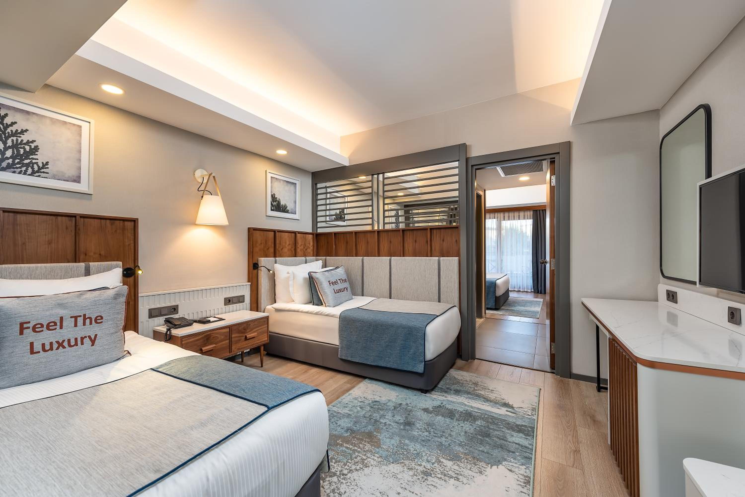 Family Room with Side Sea View