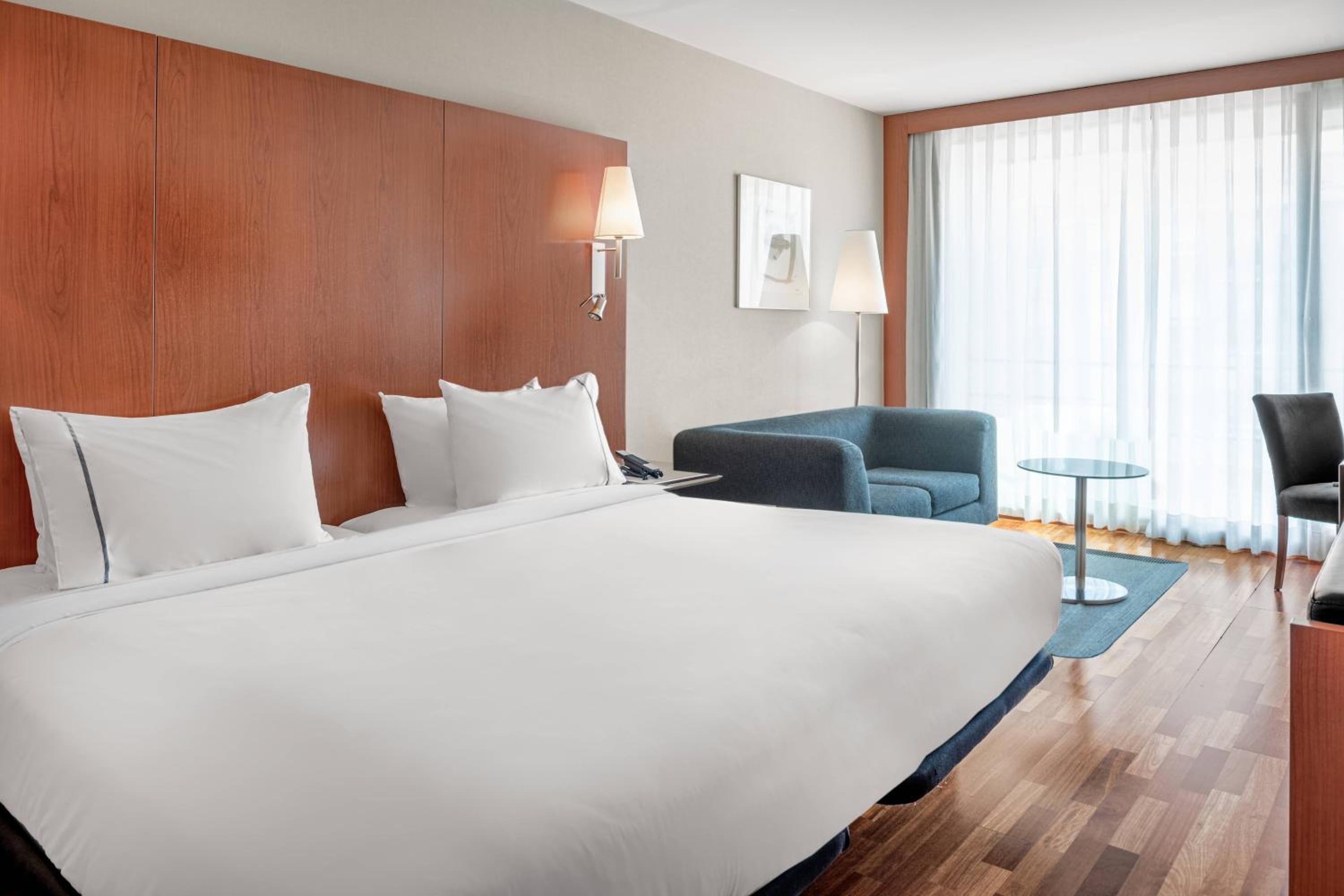 Superior King Room - Photo 2