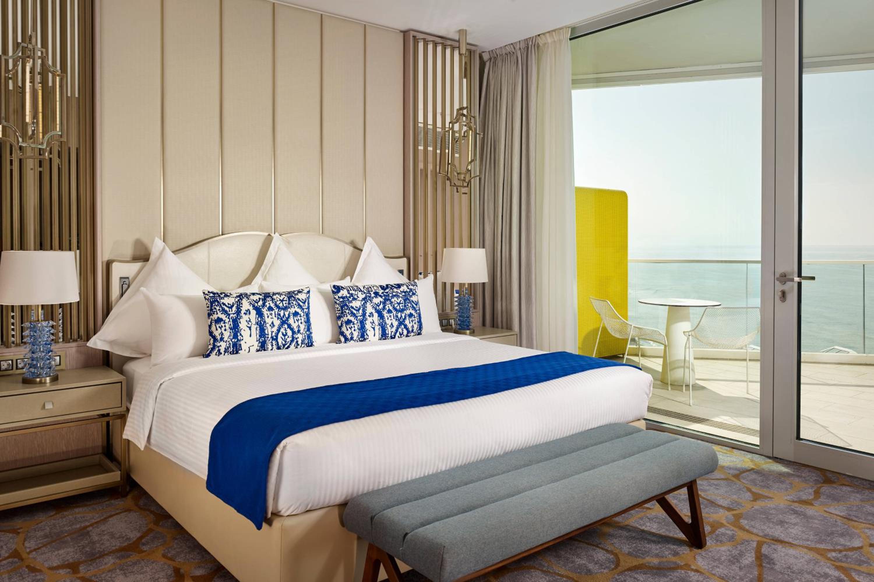 Panoramic Two-Bedroom Suite with Sea View and Balcony