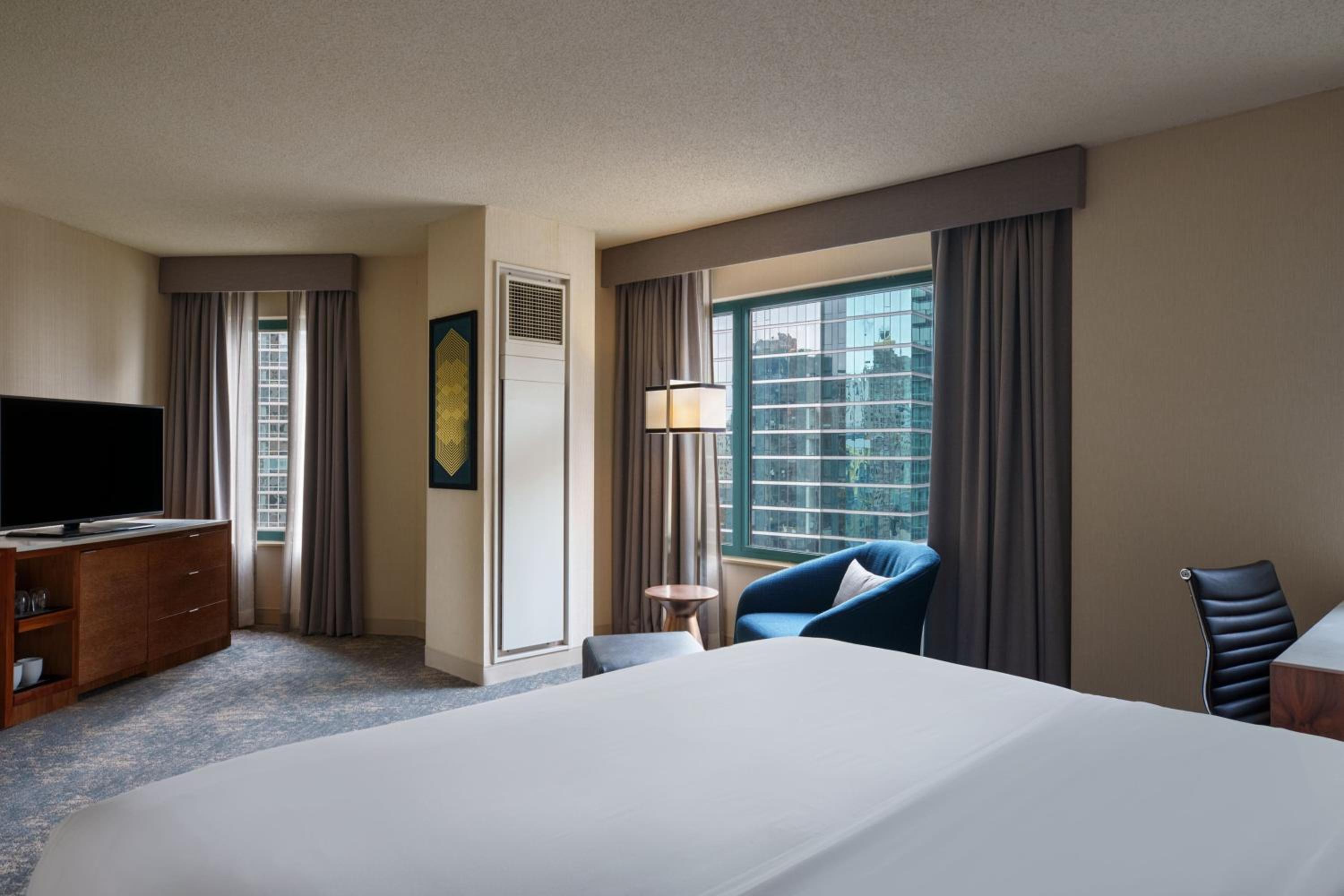 King Room with Lake View