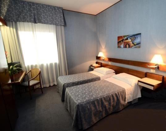 Standard Twin Room photo 1