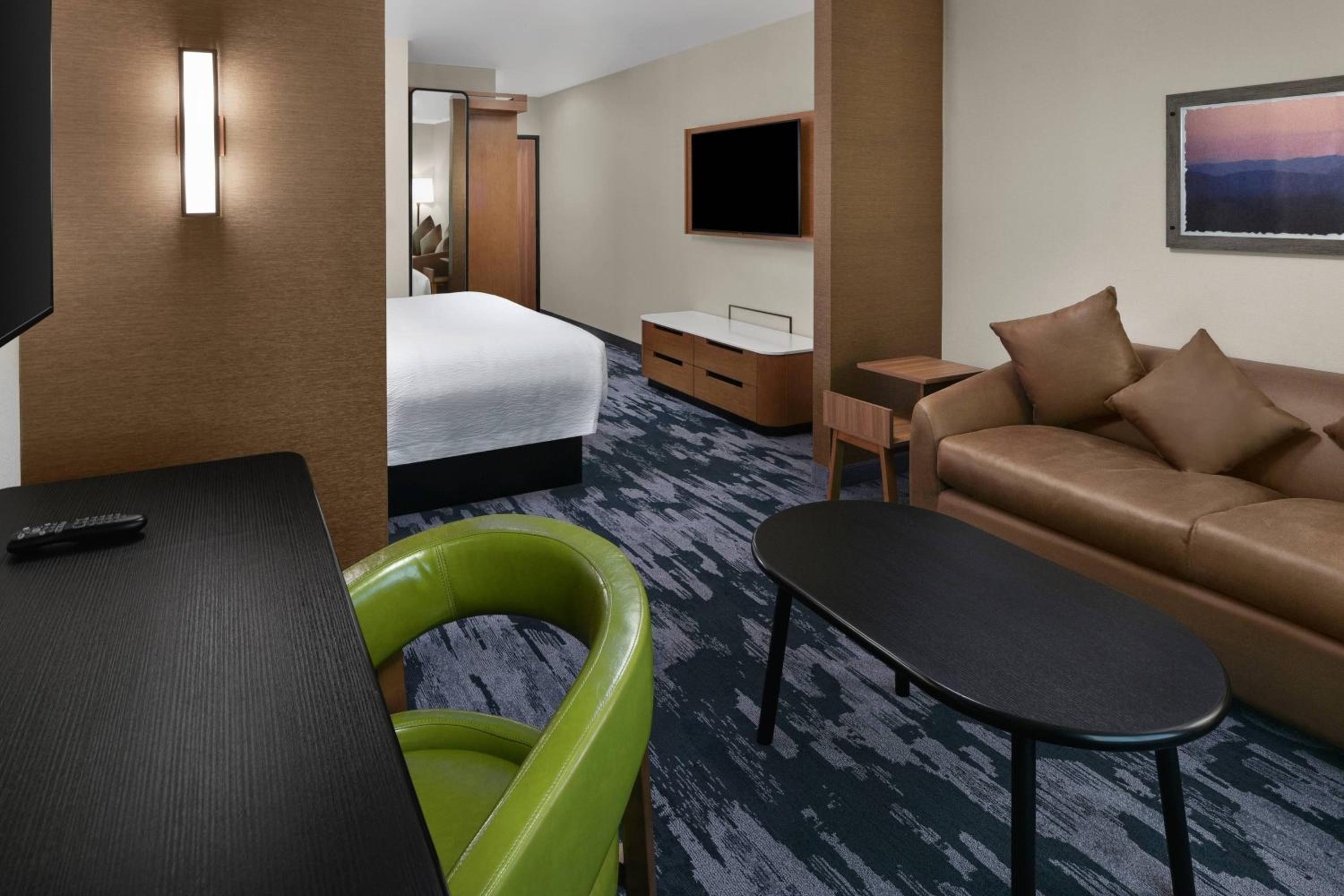 King Suite with Sofa Bed - Photo 6