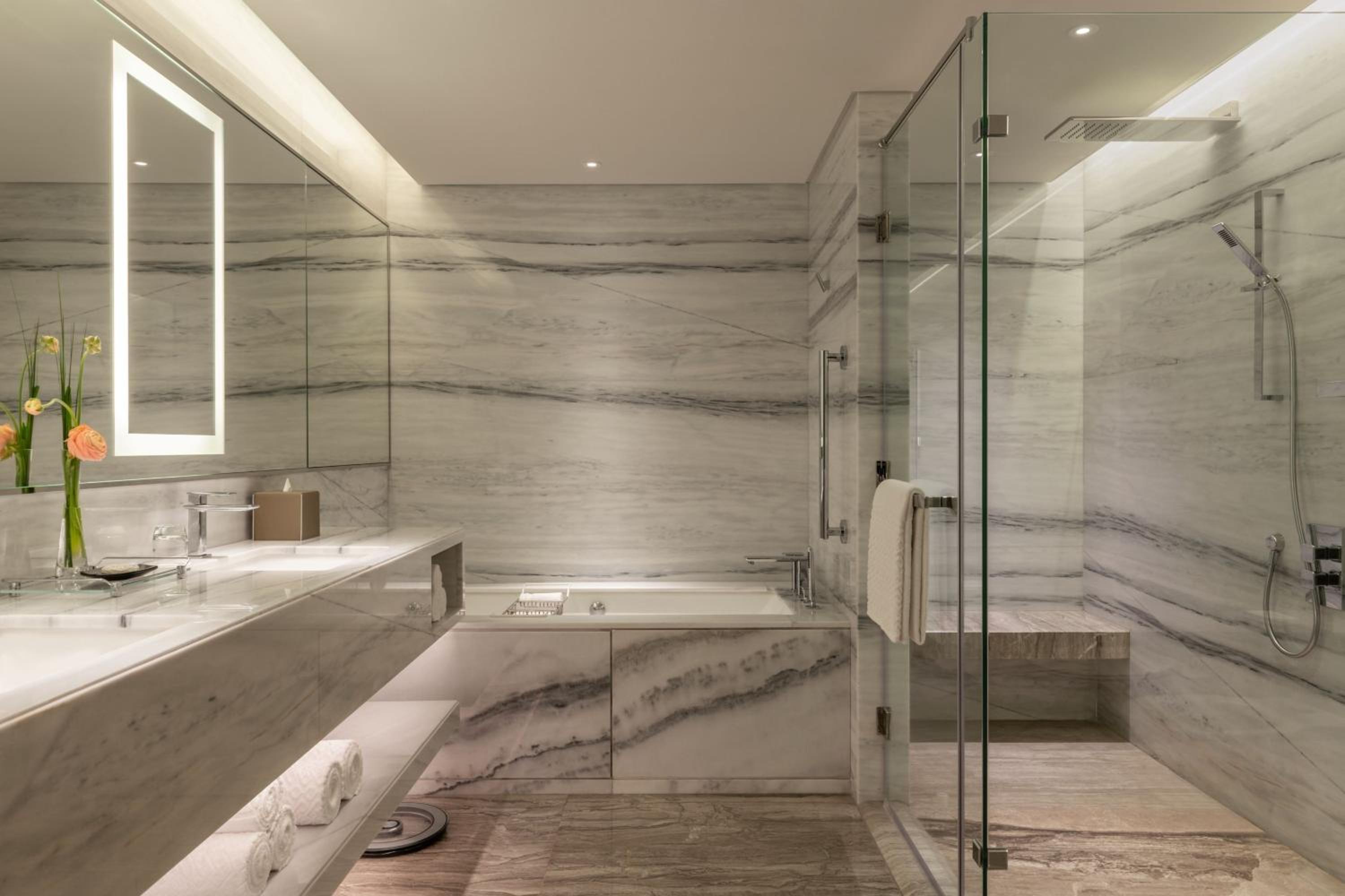 King Suite - St Regis - Photo 4