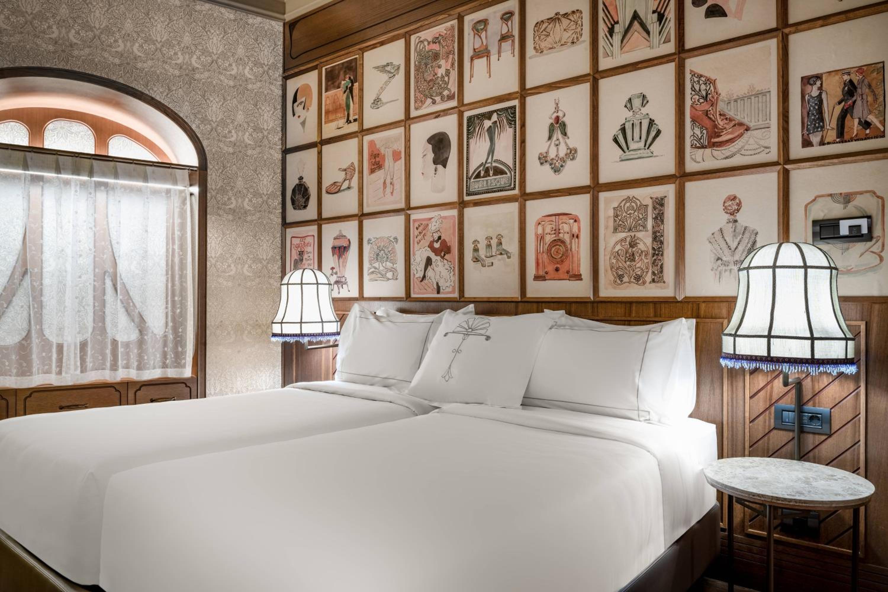 Standard Interior, Guest room, 2 Twin/Single Bed(s) thumbnail 5