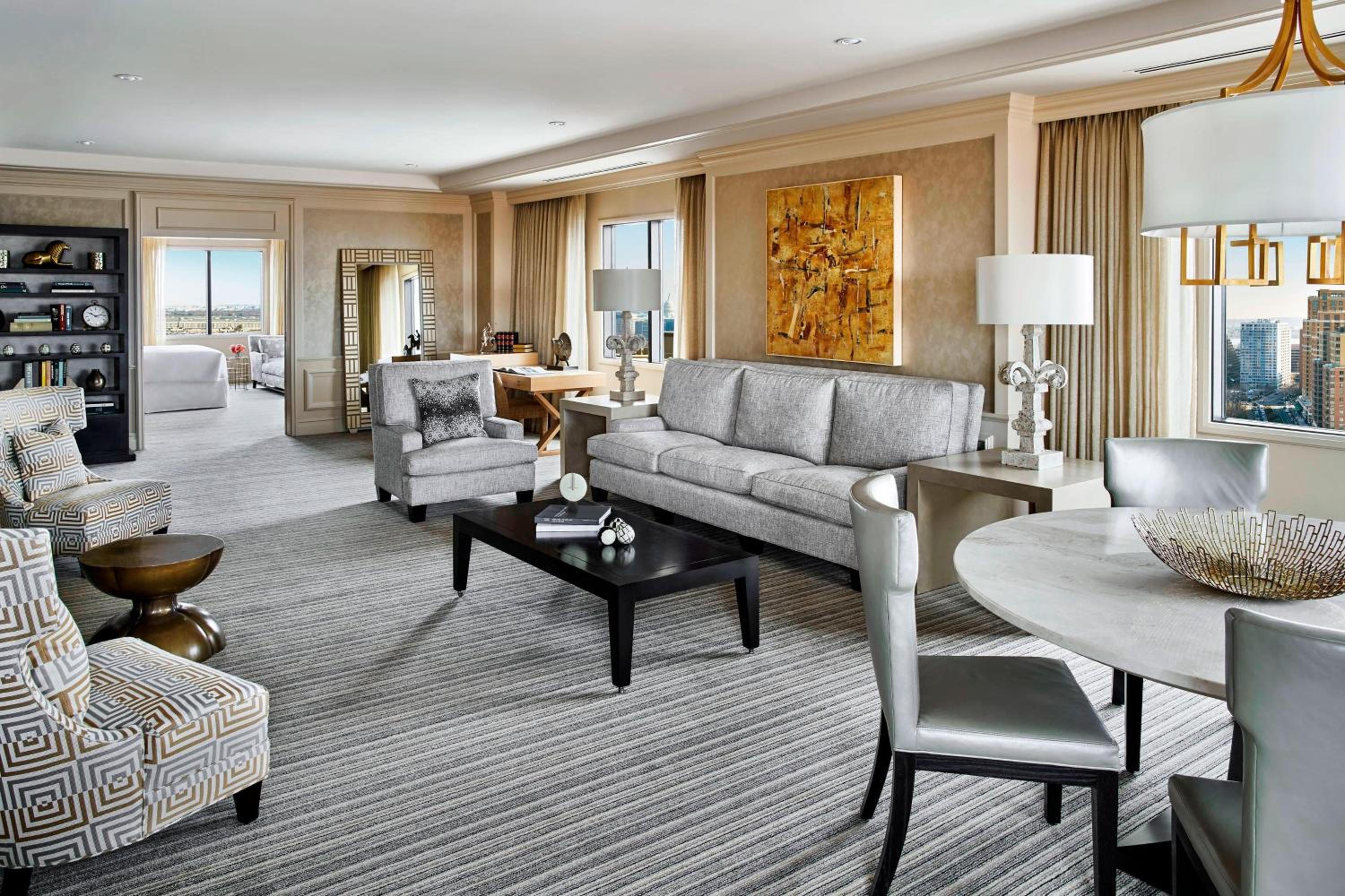 Large One-Bedroom Suite - Club Level - Photo 1