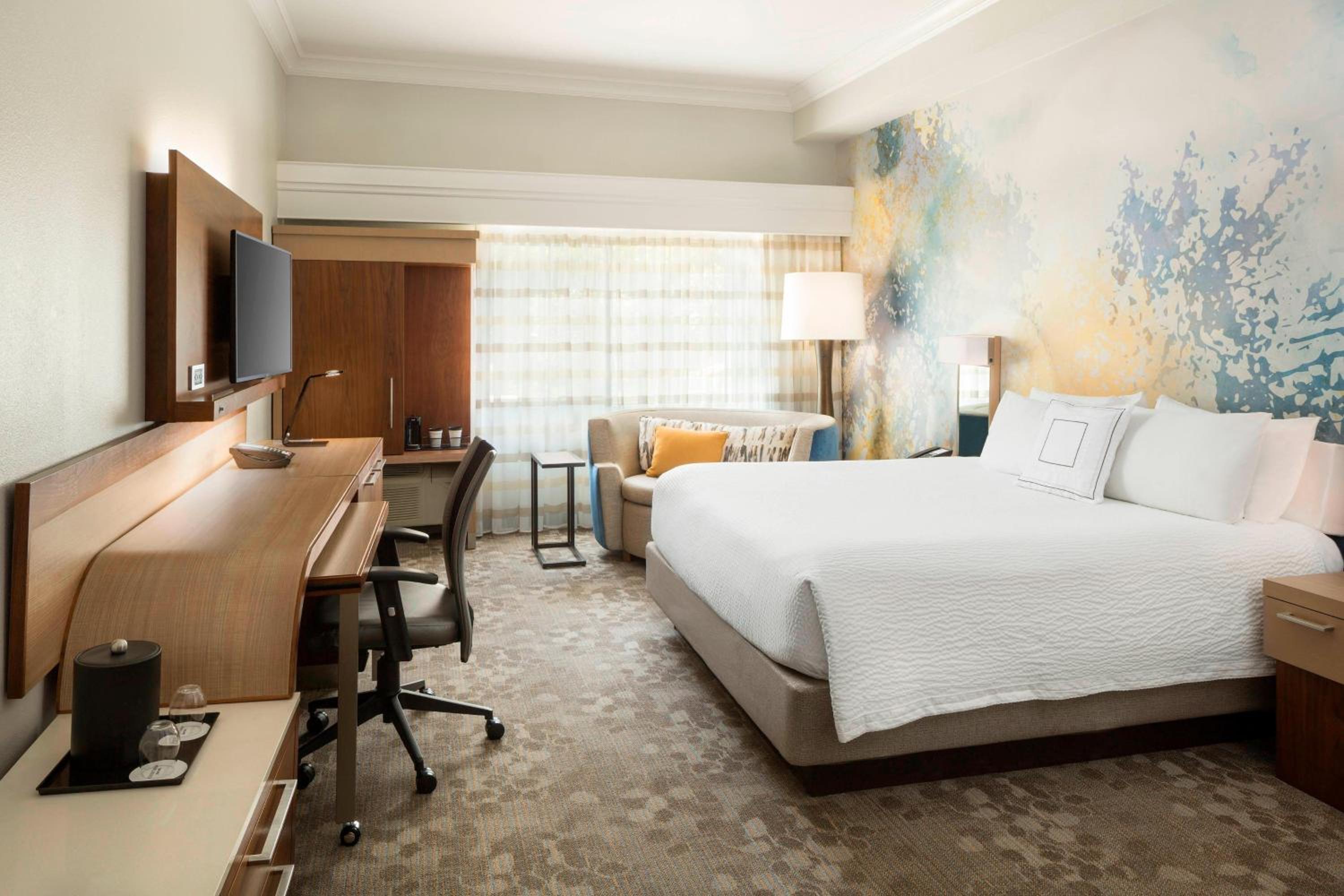 King Room with Sofa Bed and Roll-in Shower - Mobility and Hearing Accessible photo 1