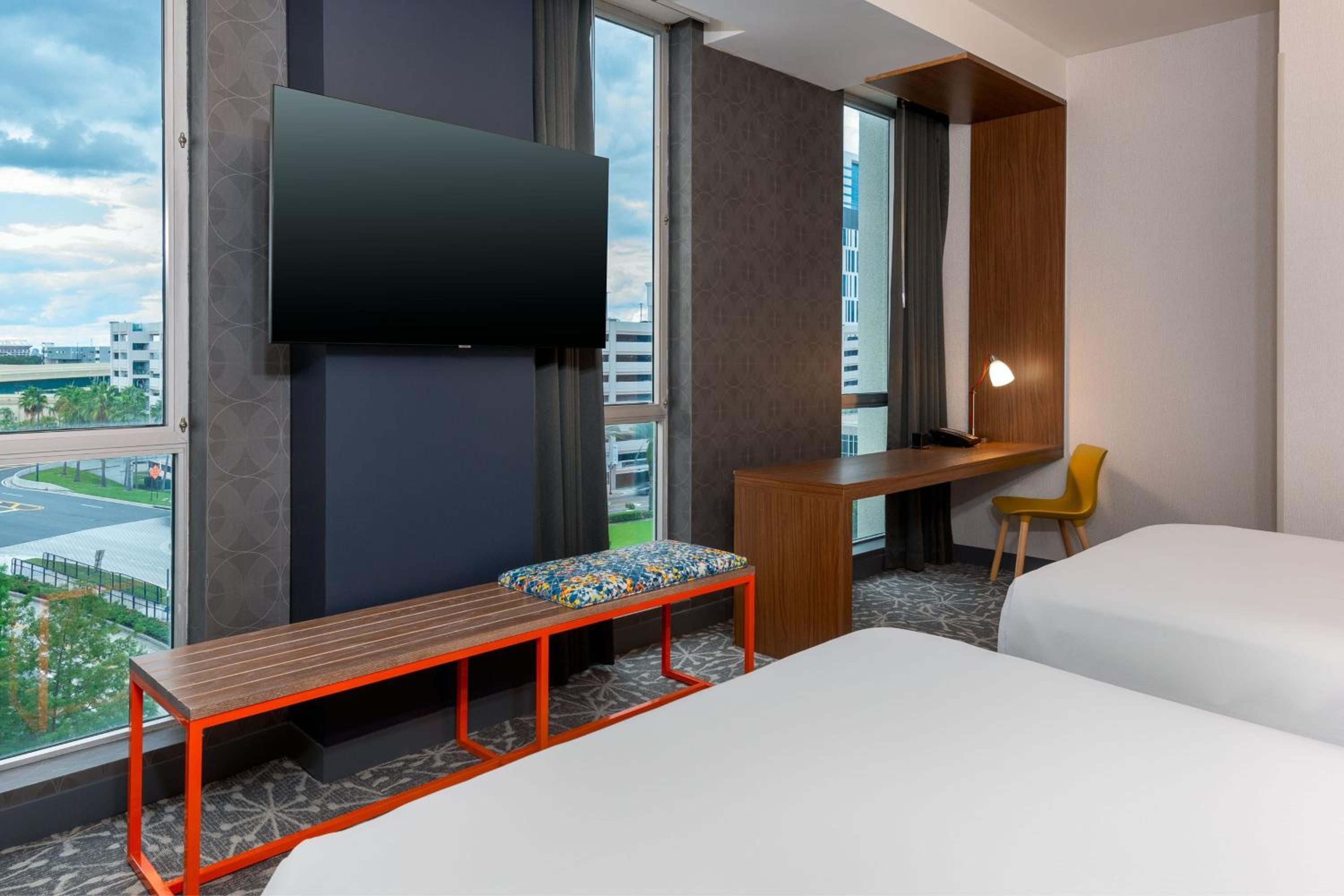 Aloft, Guest room, 2 Queen Beds
