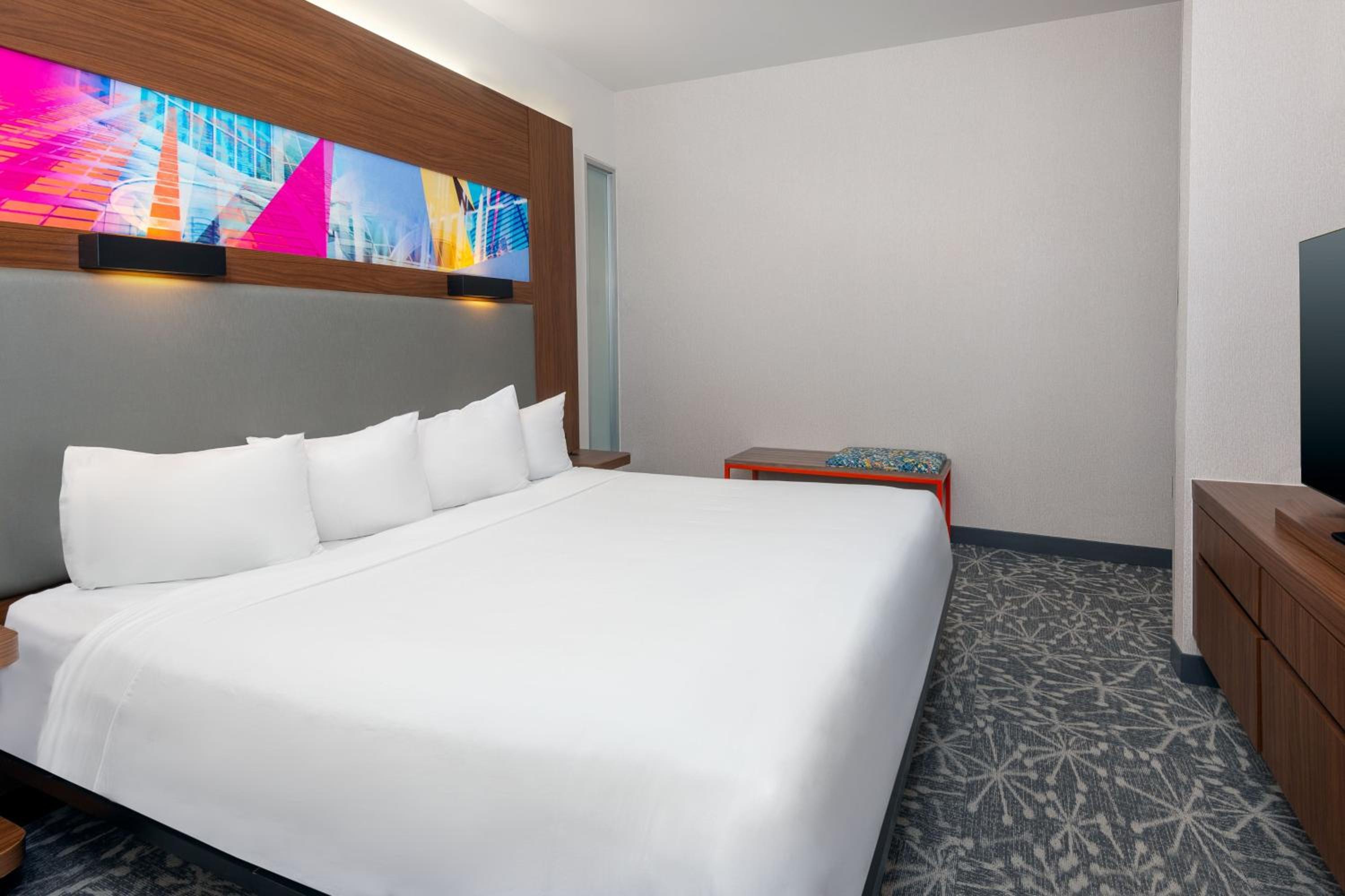 Aloft, Suite, 1 King