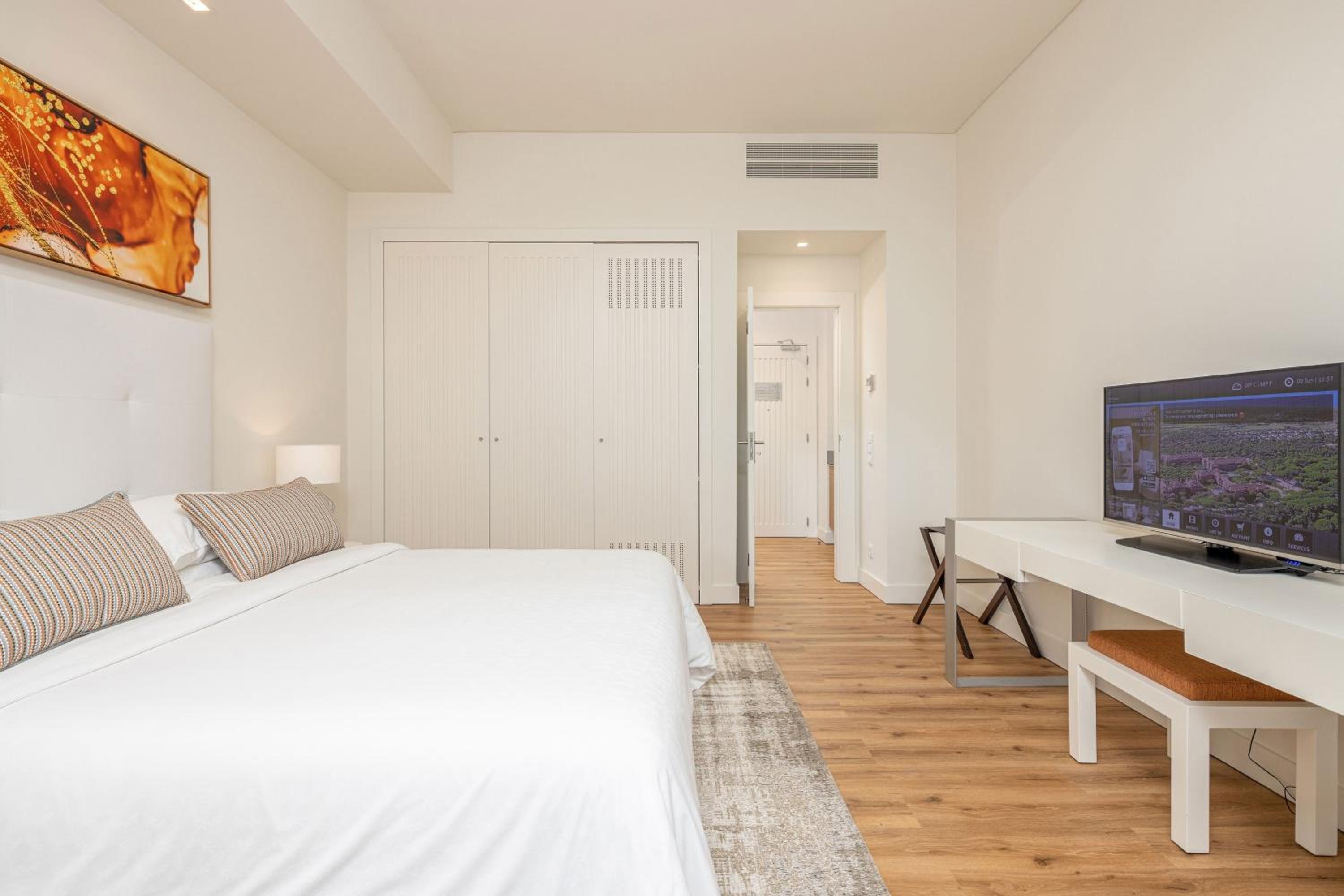 Premium Suite Room with Resort View