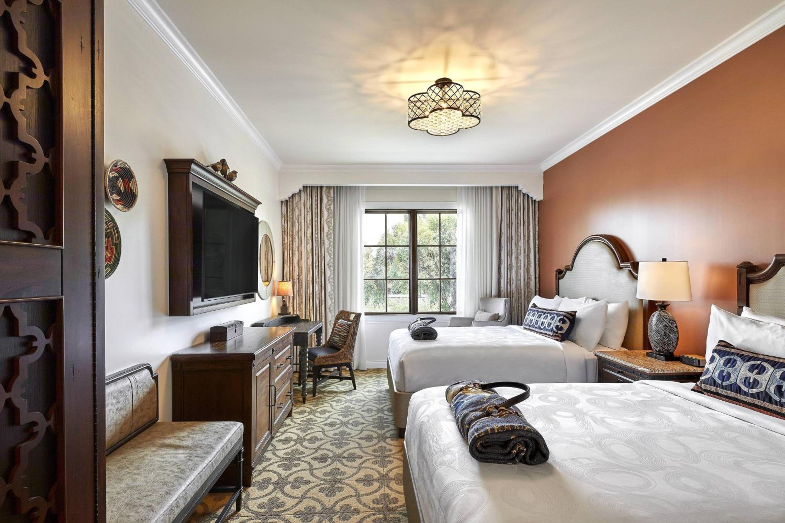 Guest room, 2 Queen - Photo 6