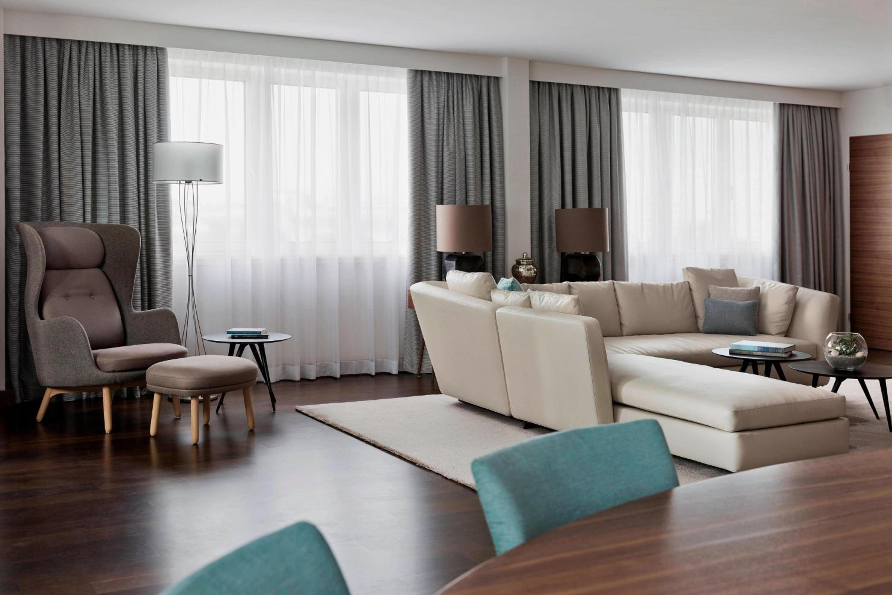 Panorama Two-Bedroom Suite - M Club Lounge Access - Photo 7