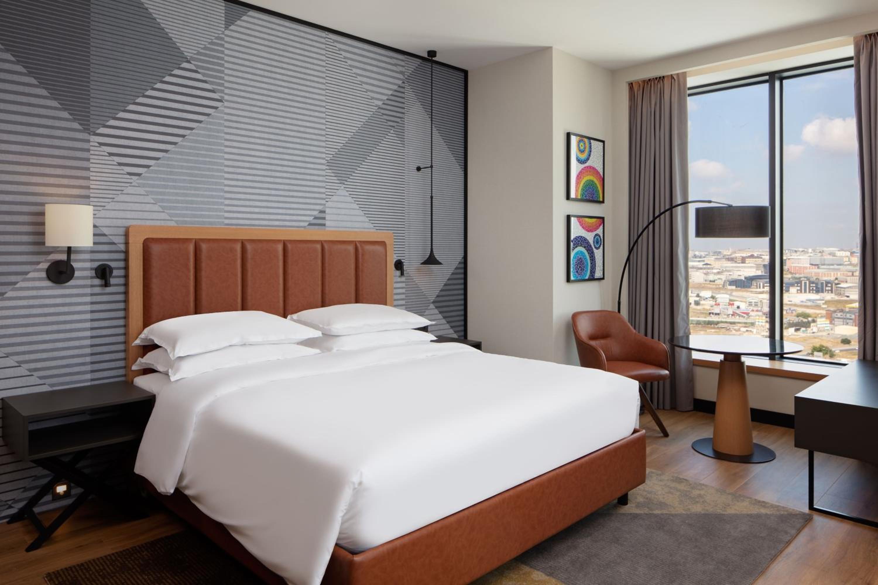 Executive King Room with City View - Club Lounge Access