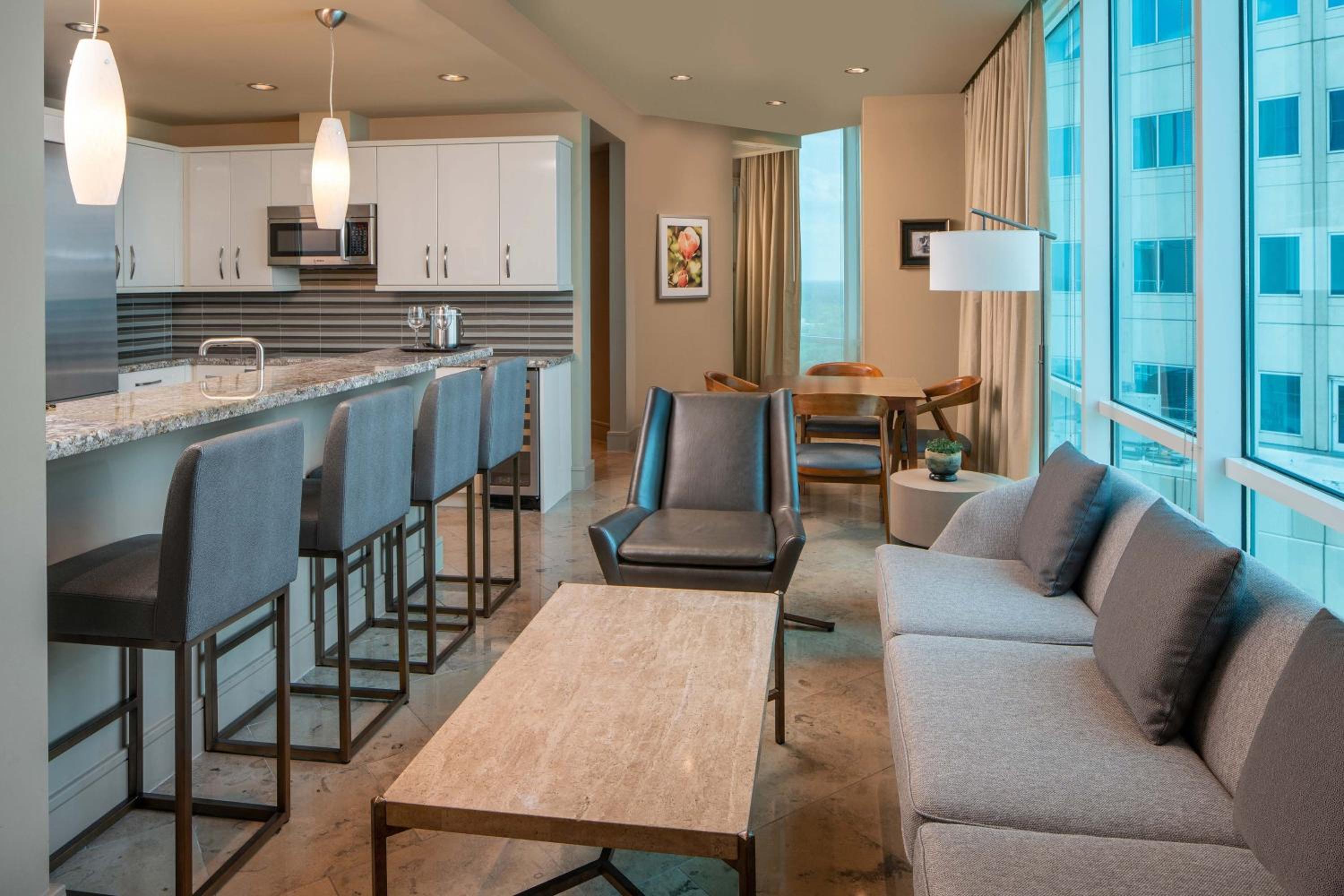 Skyline One-Bedroom Apartment with One King Bed and Balcony - Photo 6