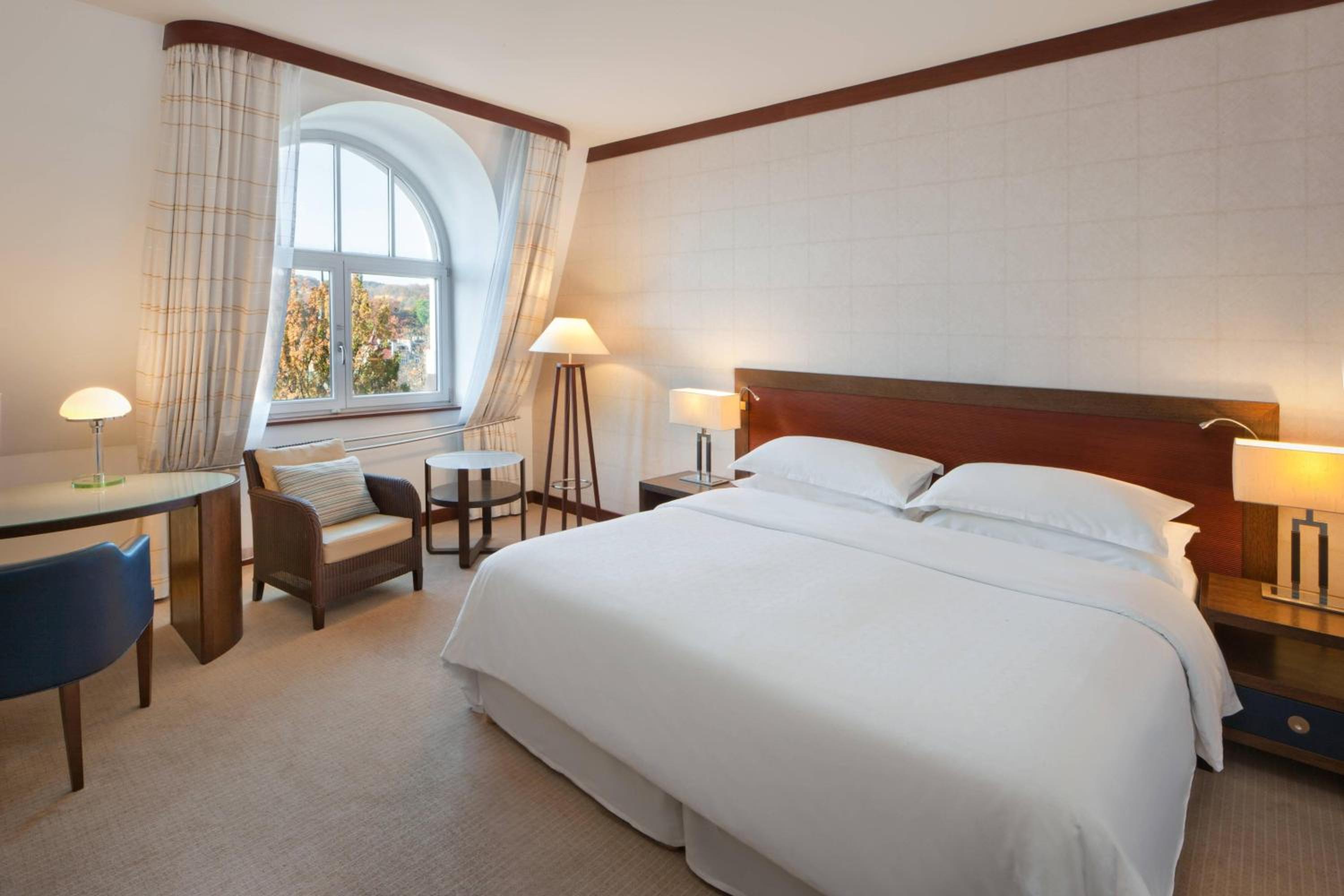 Superior, Guest room, 1 King