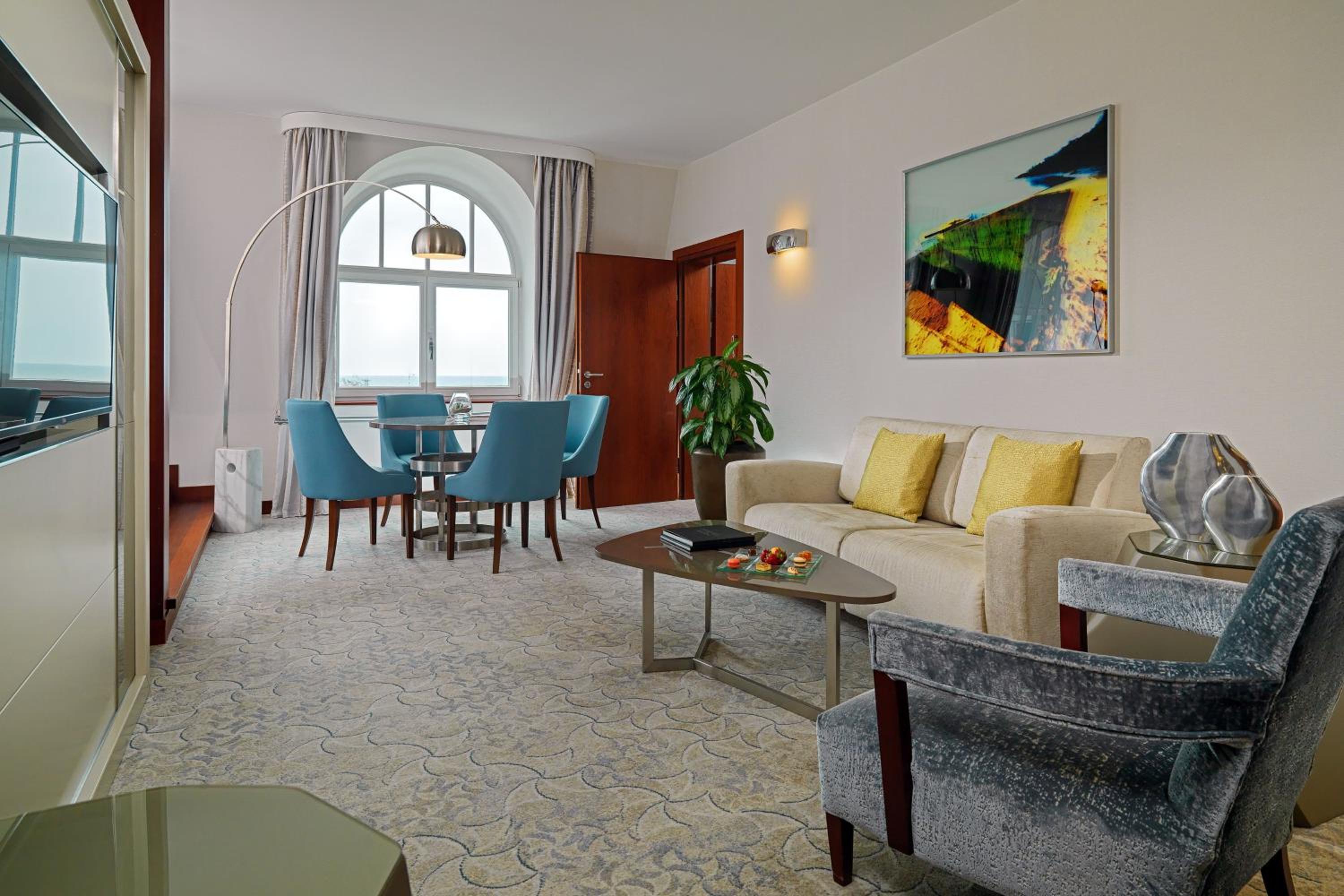 Sopot Suite, Club Lounge and Spa access level, Sea view thumbnail 5